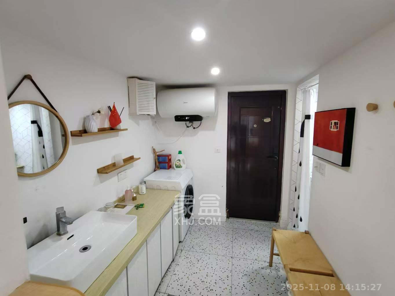 蚂蚁工房  1室1厅1卫    1700.0元/月