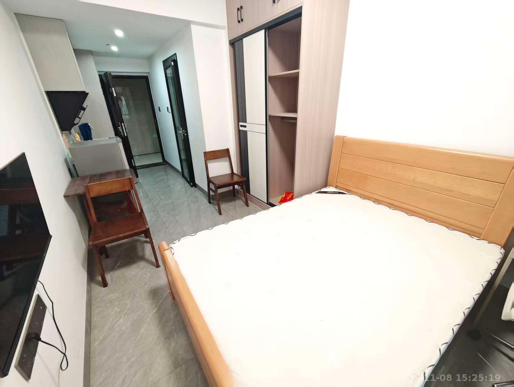 保利天禧EF区  1室1厅1卫    1500.0元/月室内图1