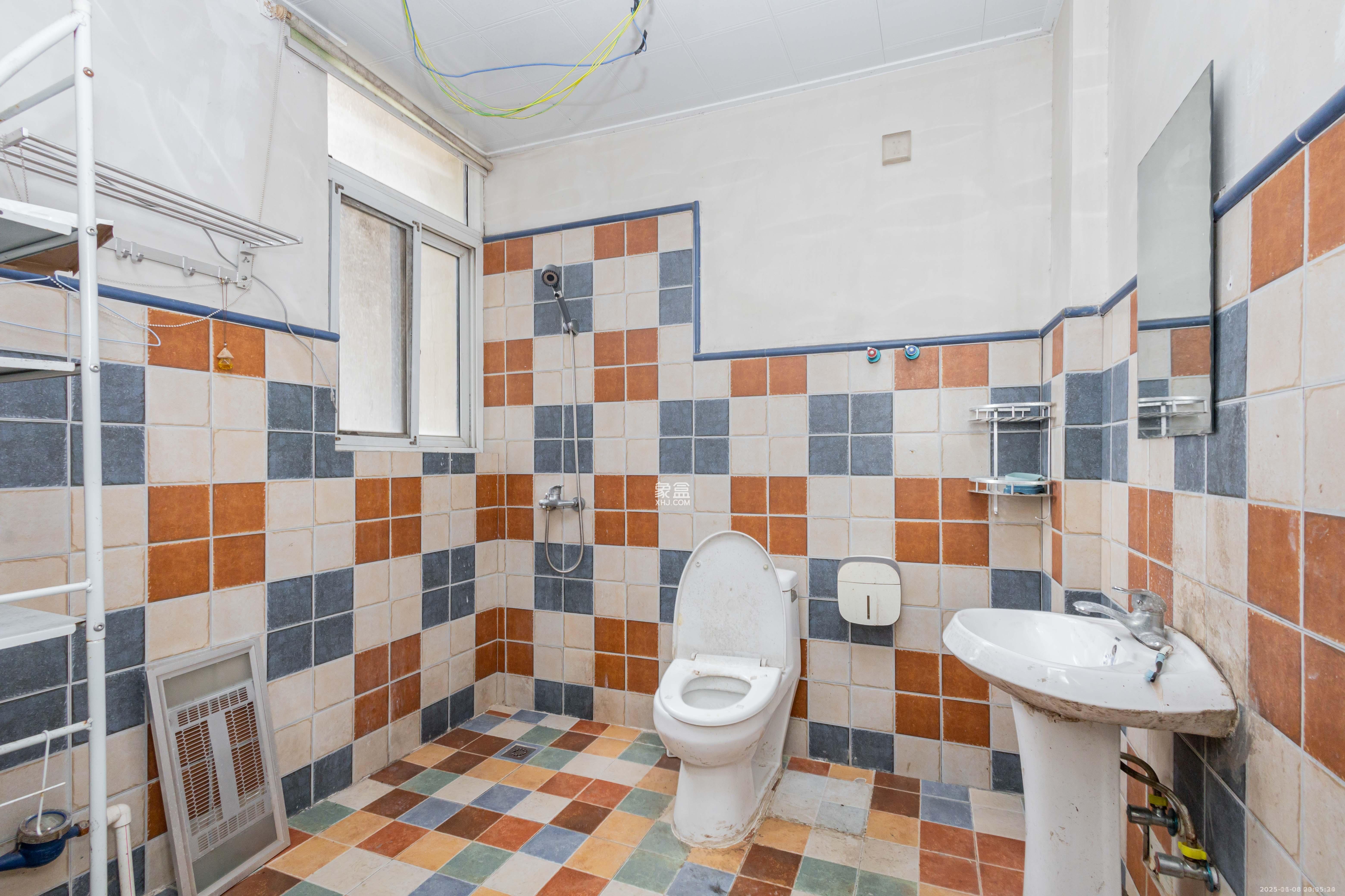 星城福邸(雄天朗郡) 3室2厅2卫 2000.0元/月 星城福邸(雄天朗郡) 3室2厅2卫 2000.0元/月室内图