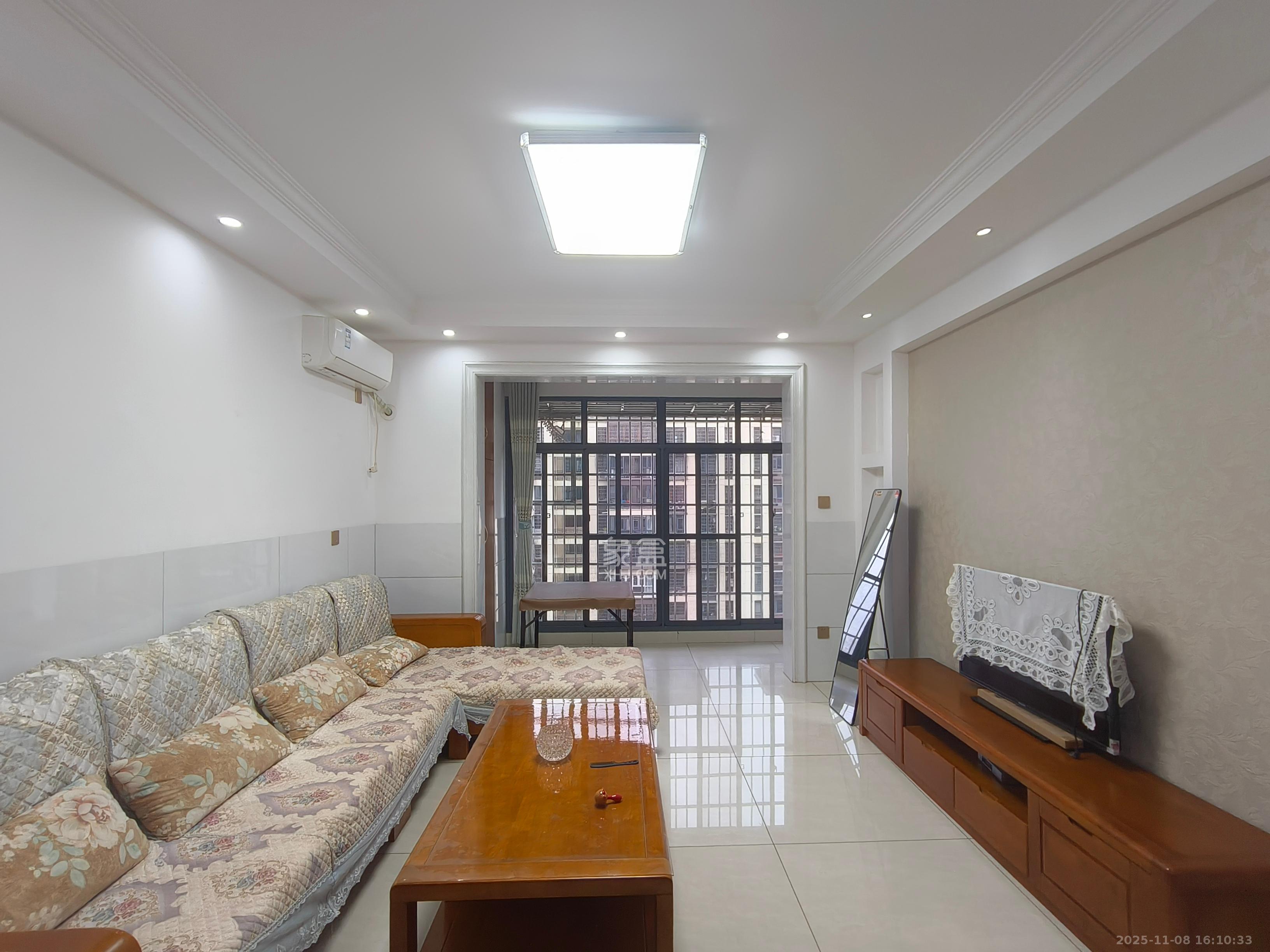 桥头家苑一期 2室1厅1卫 1600.0元/月 桥头家苑一期 2室1厅1卫 1600.0元/月室内图