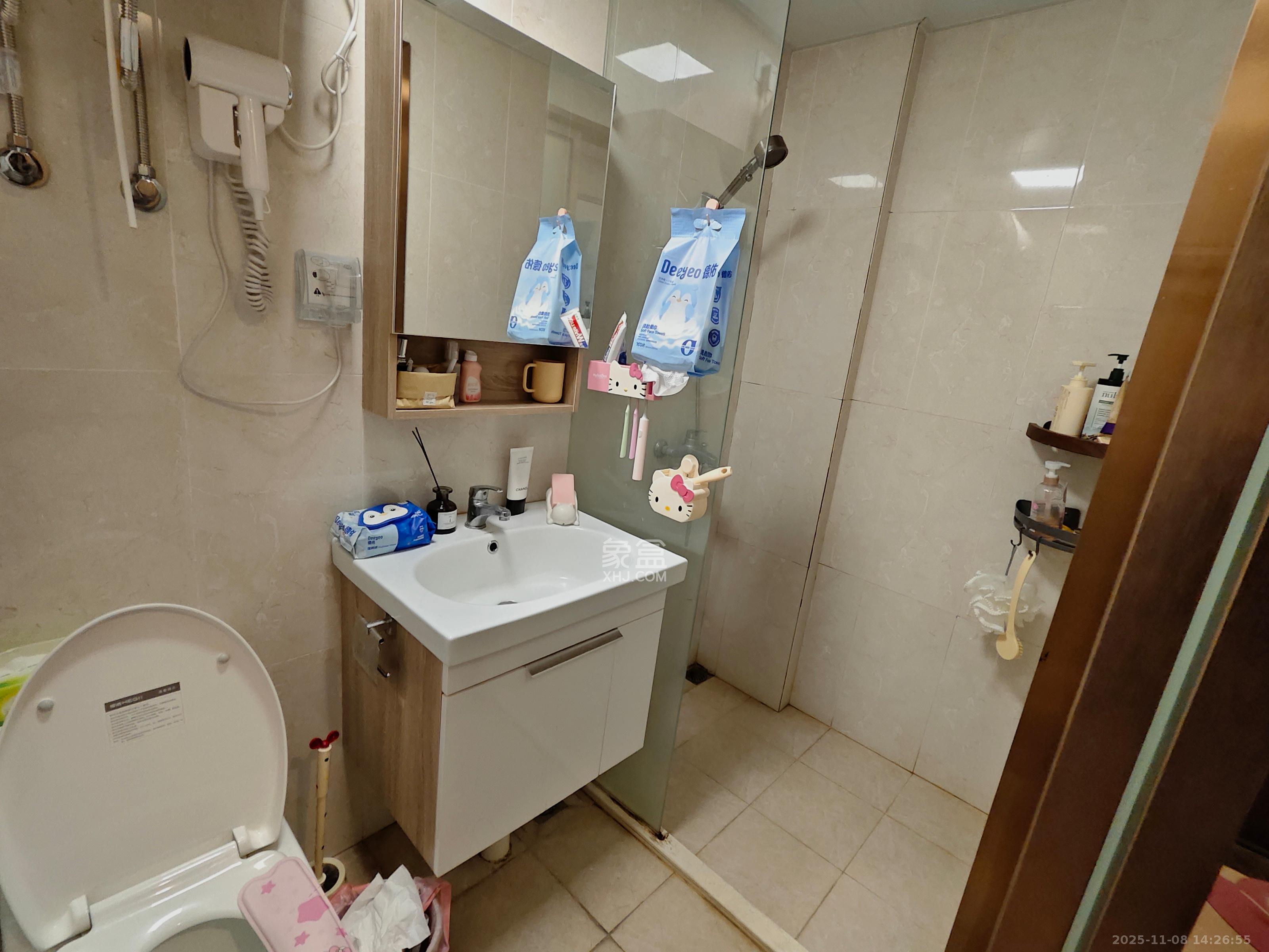 佳兆业云顶都汇 1室0厅0卫 1200.0元/月 佳兆业云顶都汇 1室0厅0卫 1200.0元/月室内图