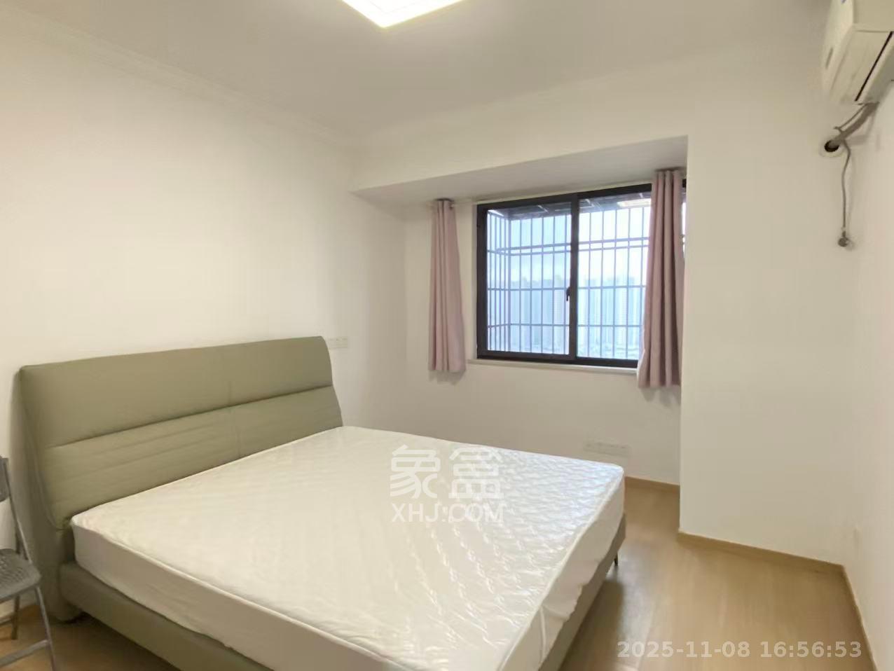 新城国际花都  3室2厅1卫    1700.0元/月室内图