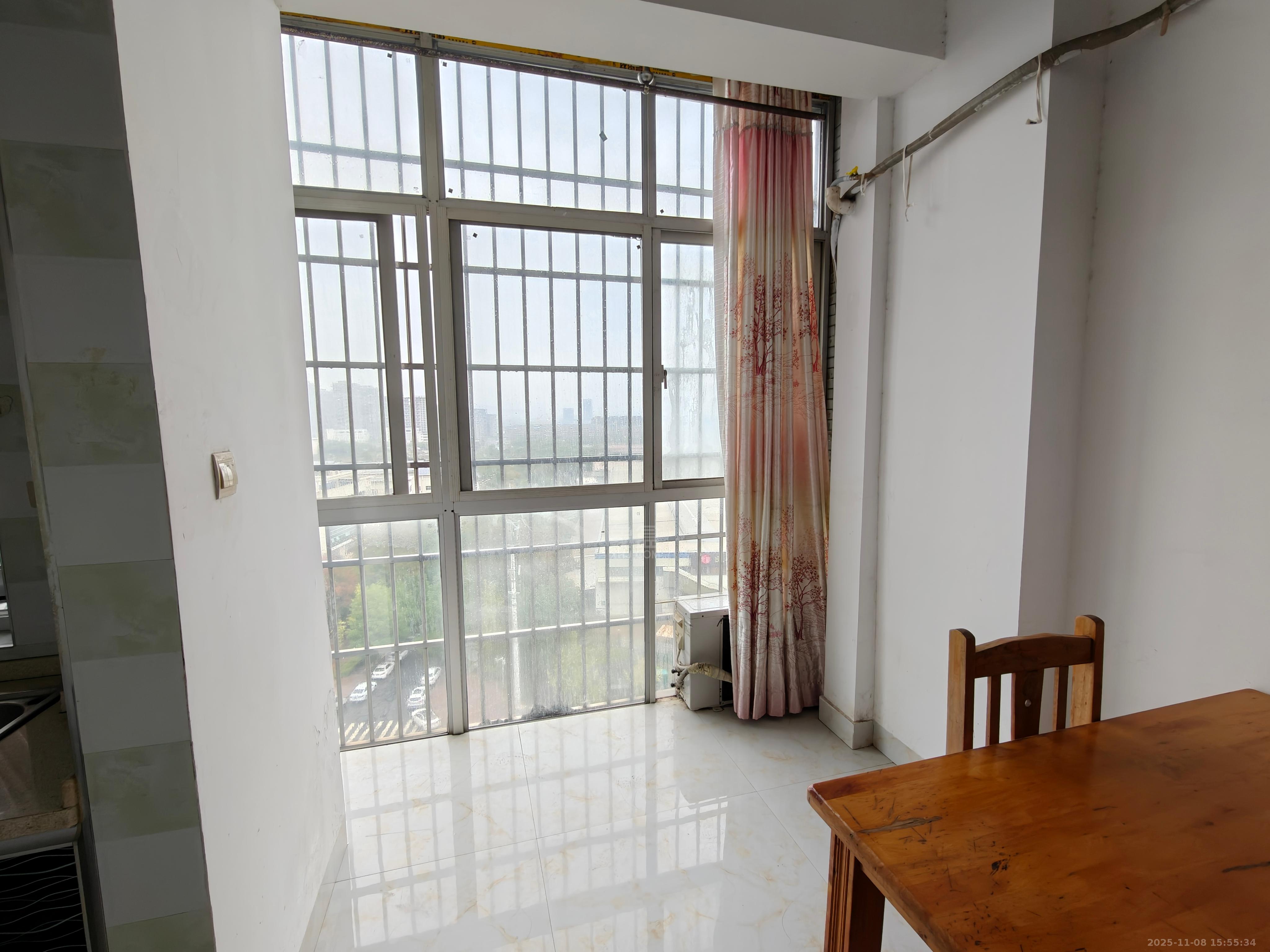 蓝筹公寓1栋  1室1厅1卫    1000.0元/月室内图