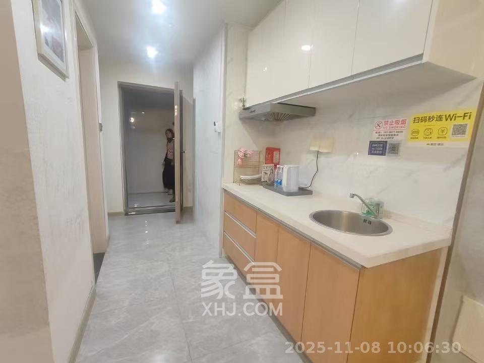 中交广场公寓  1室1厅1卫    1550.0元/月