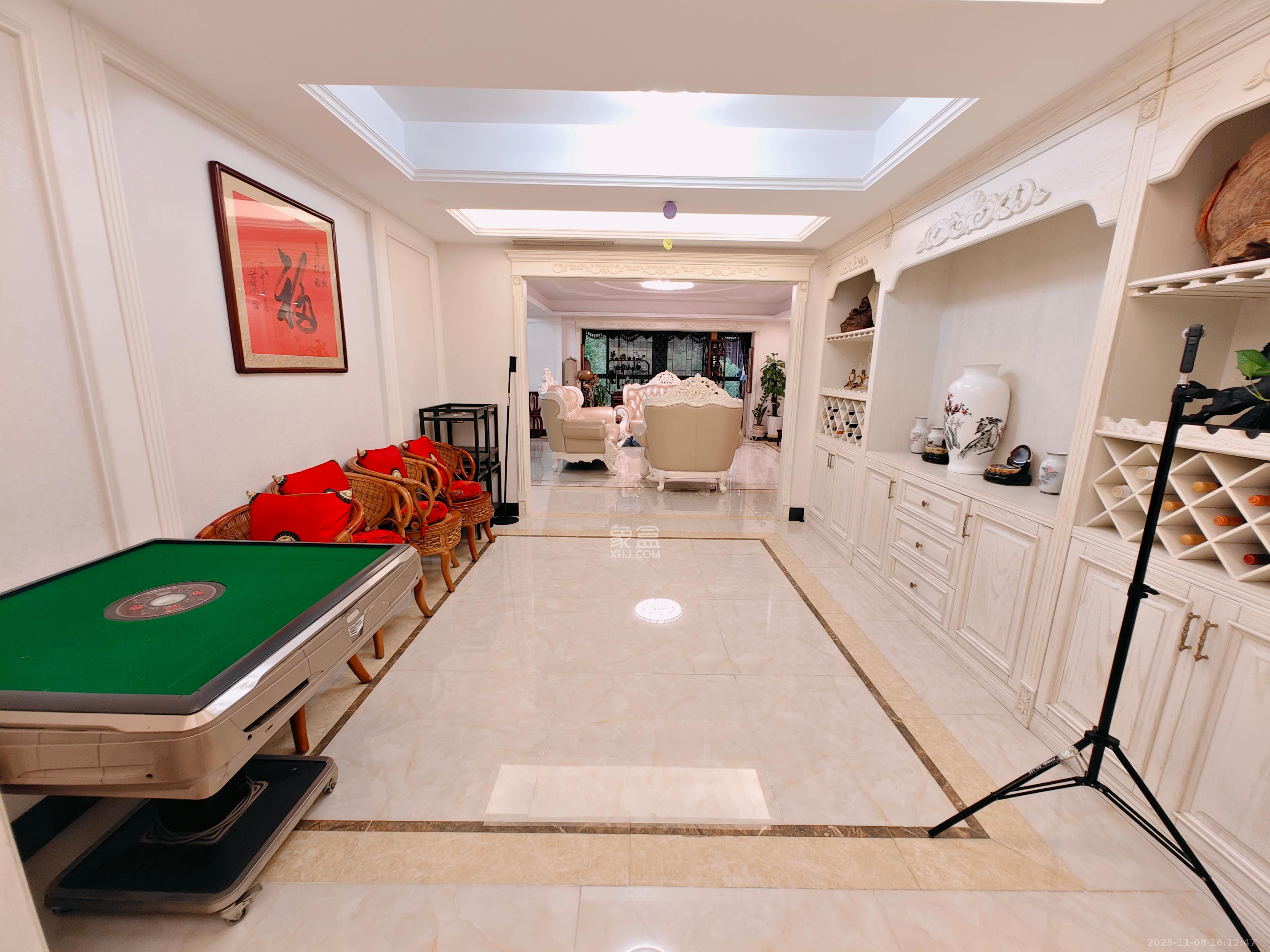 克拉美丽山庄（晟领国际）  5室2厅2卫    8000.0元/月室内图