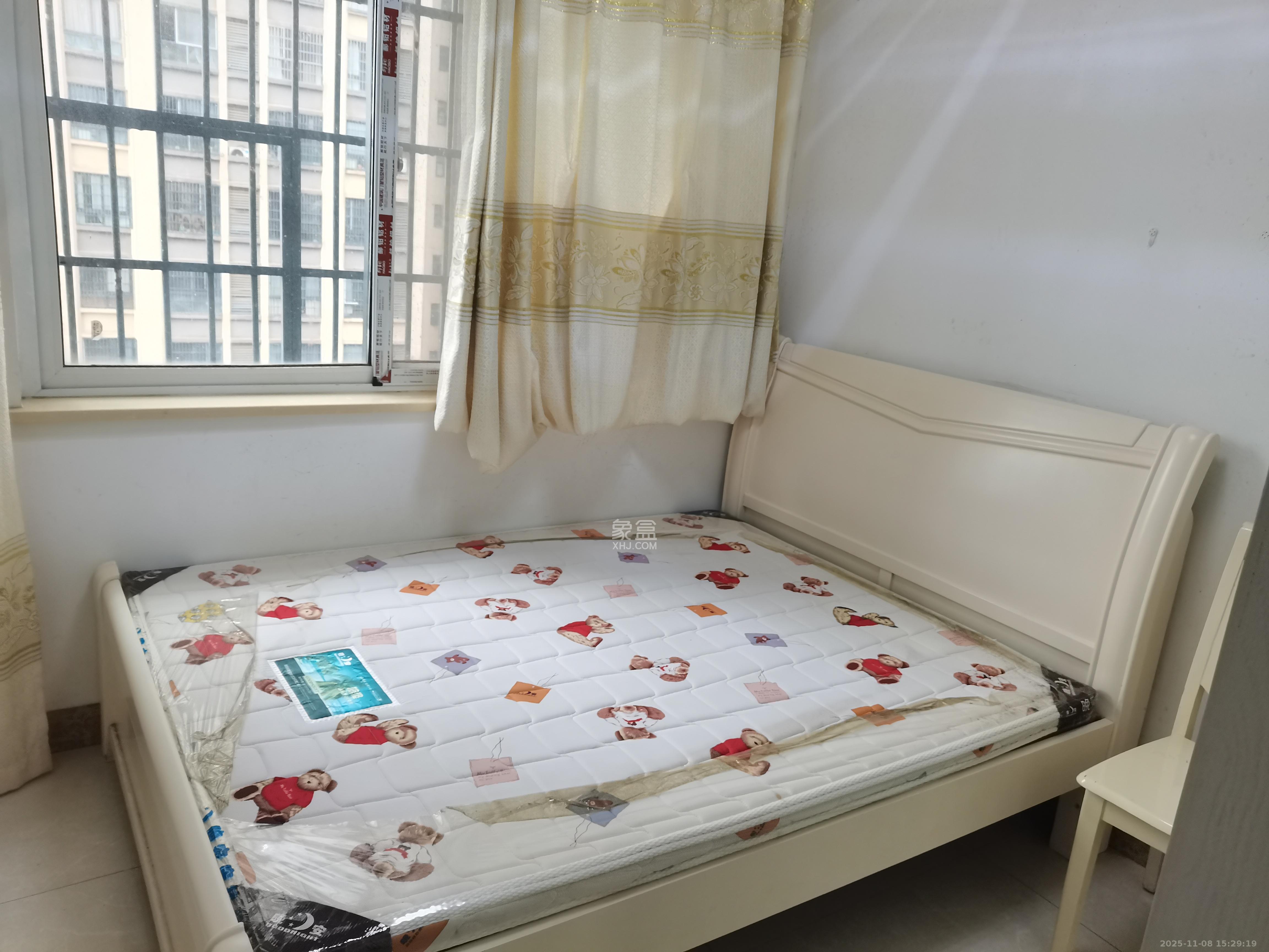 天麓尚层 3室2厅2卫 2300.0元/月 天麓尚层 3室2厅2卫 2300.0元/月室内图