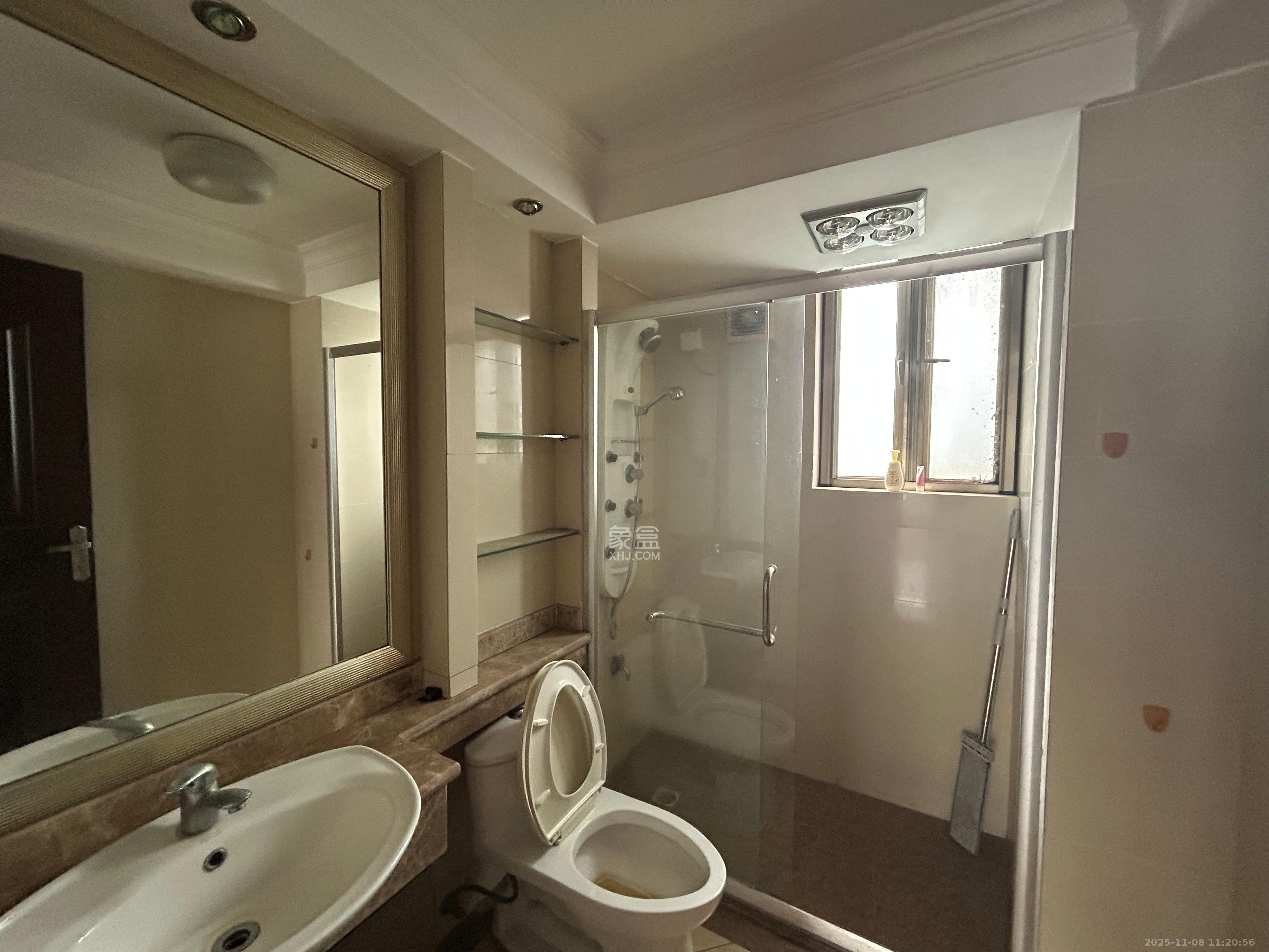 碧桂园威尼斯城 5室3厅3卫 4000.0元/月 碧桂园威尼斯城 5室3厅3卫 4000.0元/月室内图