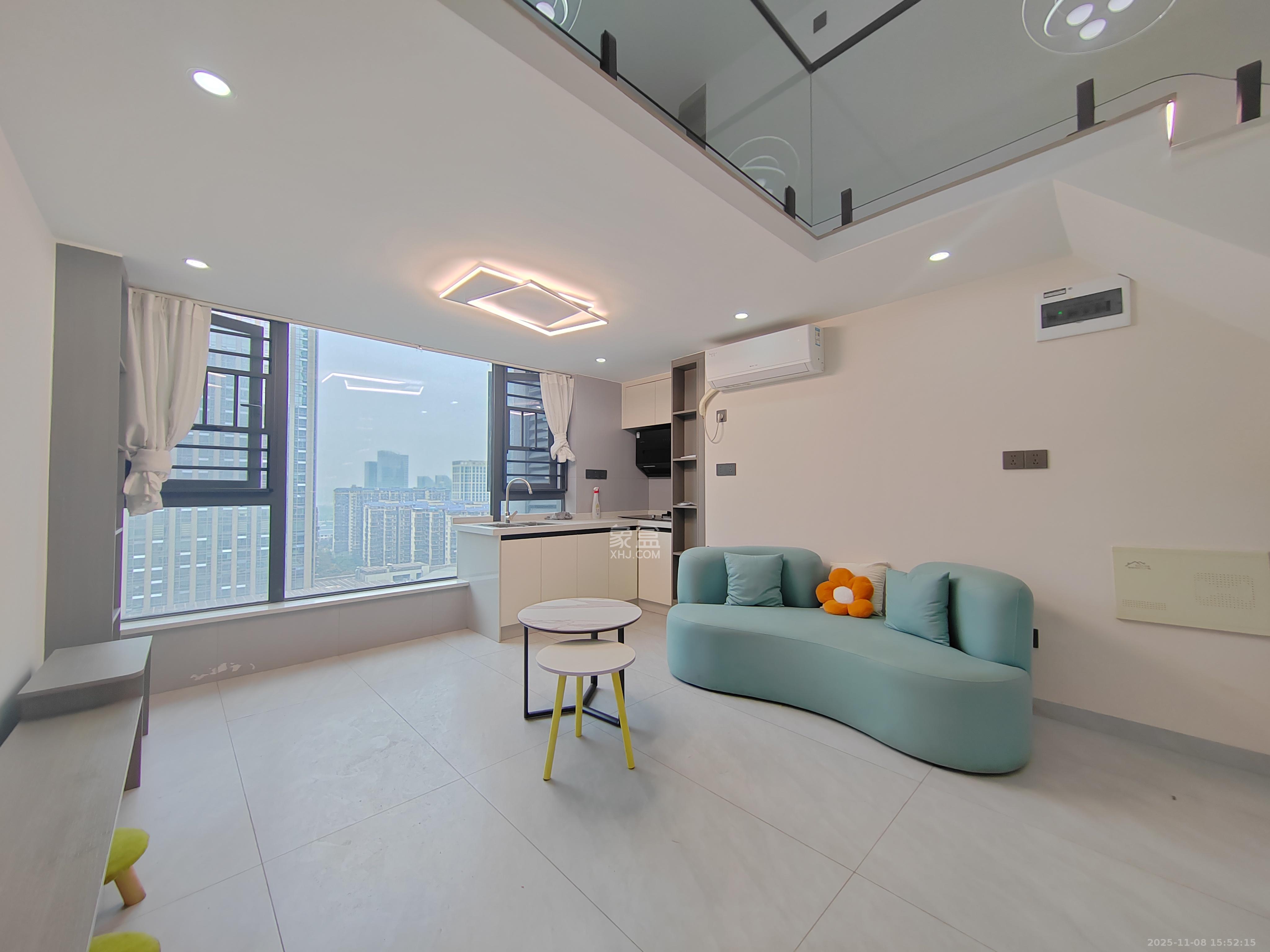 卓越中寰 2室1厅1卫 2500.0元/月 卓越中寰 2室1厅1卫 2500.0元/月室内图