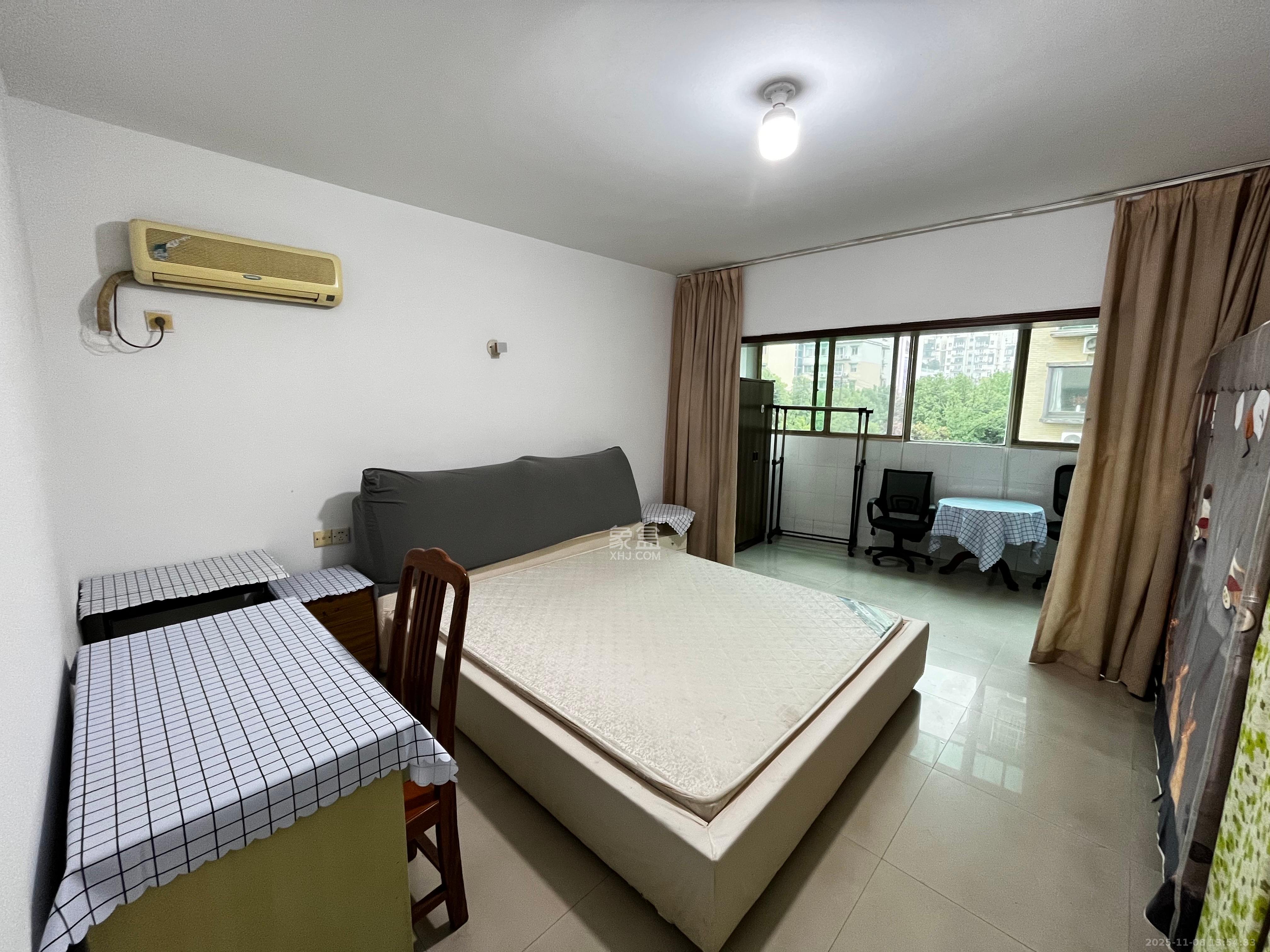 景香苑  1室1厅1卫    1600.0元/月室内图