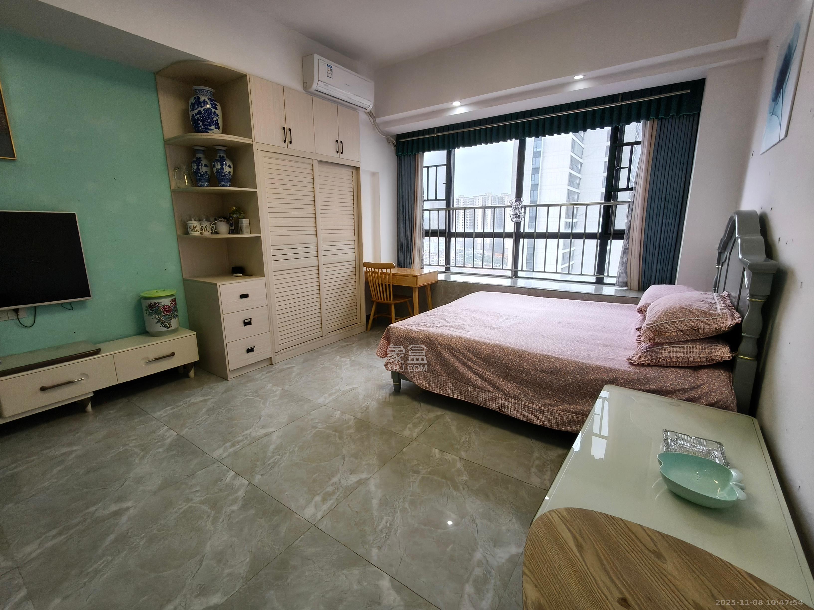 洋湖时代  1室1厅1卫    1400.0元/月室内图