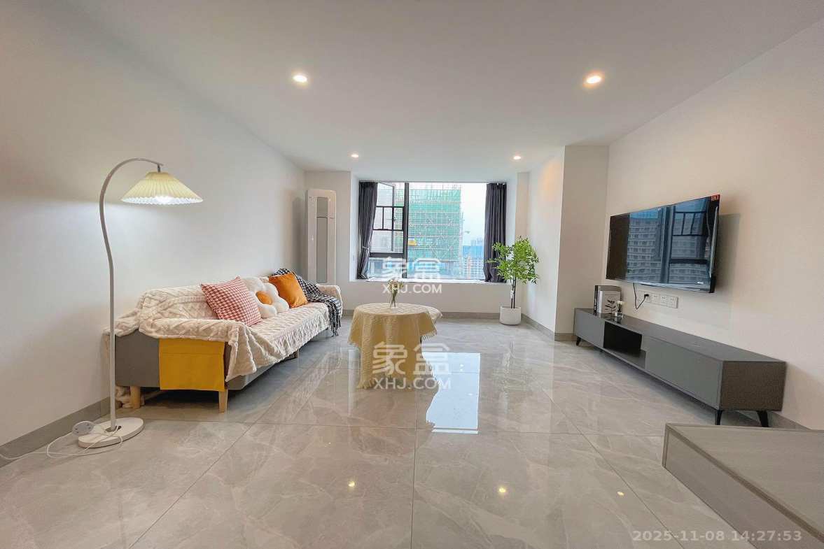 佳兆业云顶都汇 1室1厅1卫 2400.0元/月 佳兆业云顶都汇 1室1厅1卫 2400.0元/月室内图