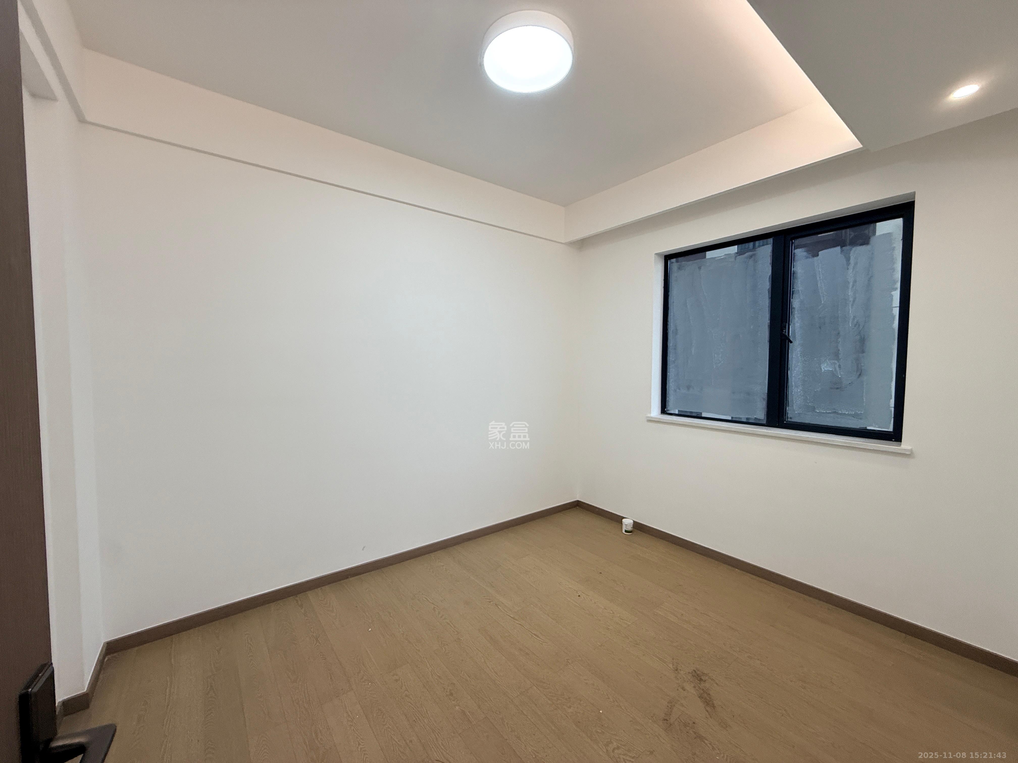 金富湘江悦城  3室2厅2卫    2200.0元/月室内图