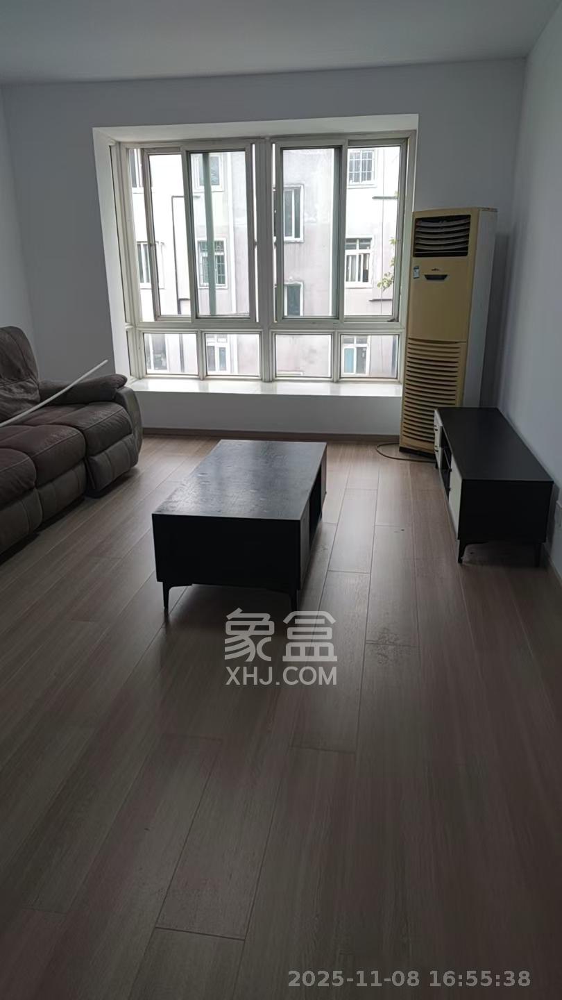 融城花苑  2室2厅1卫    1600.0元/月