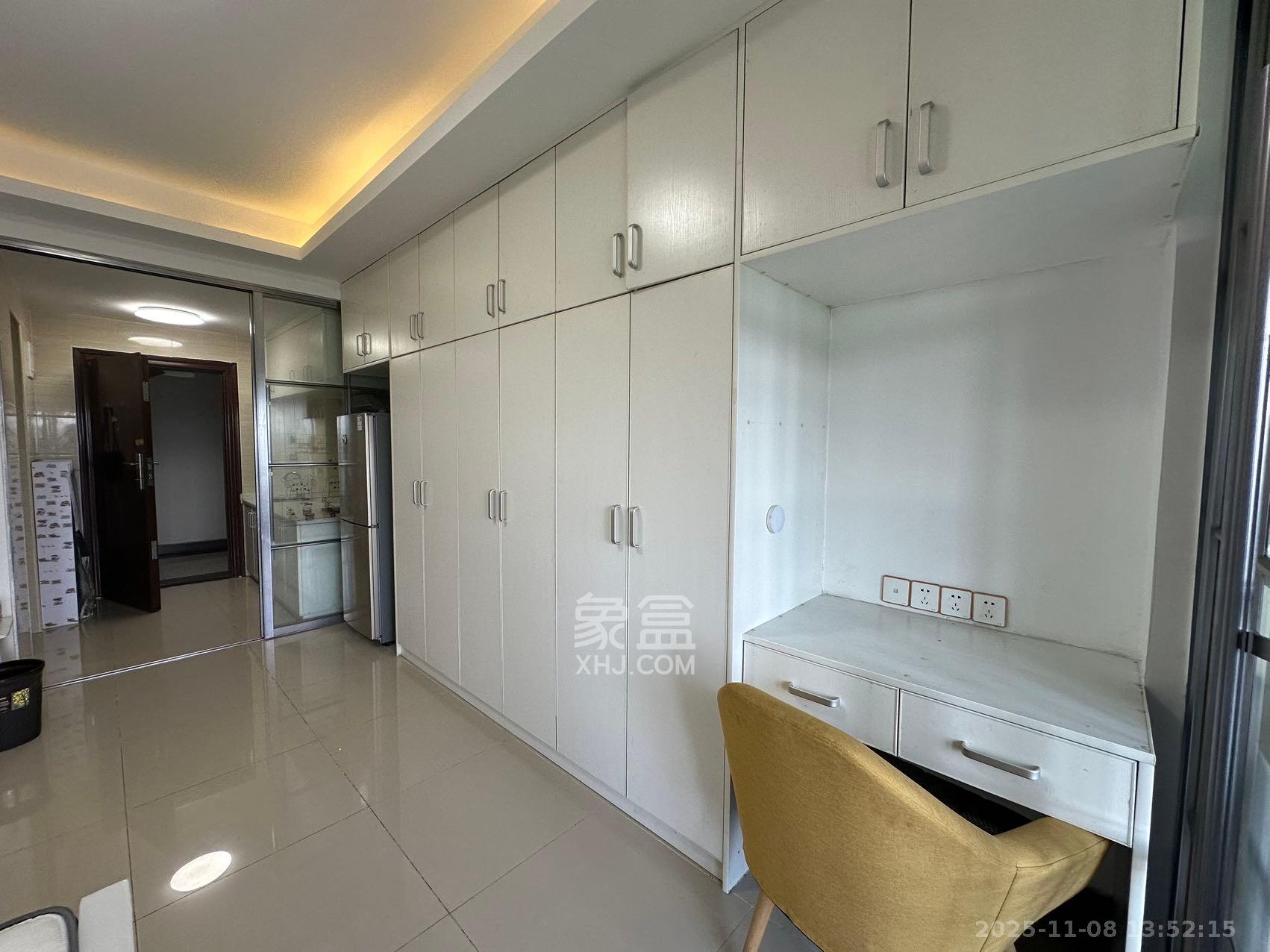 美利新世界  1室1厅1卫    1200.0元/月室内图