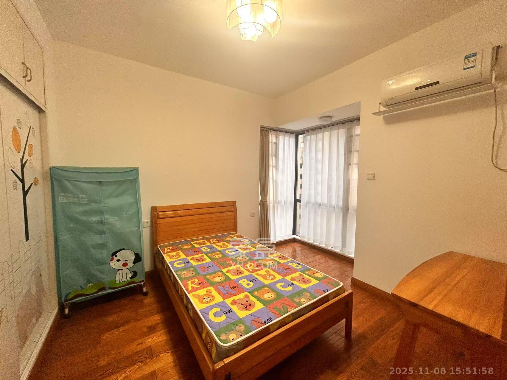 兴威帕克水岸  3室1厅2卫    2500.0元/月室内图