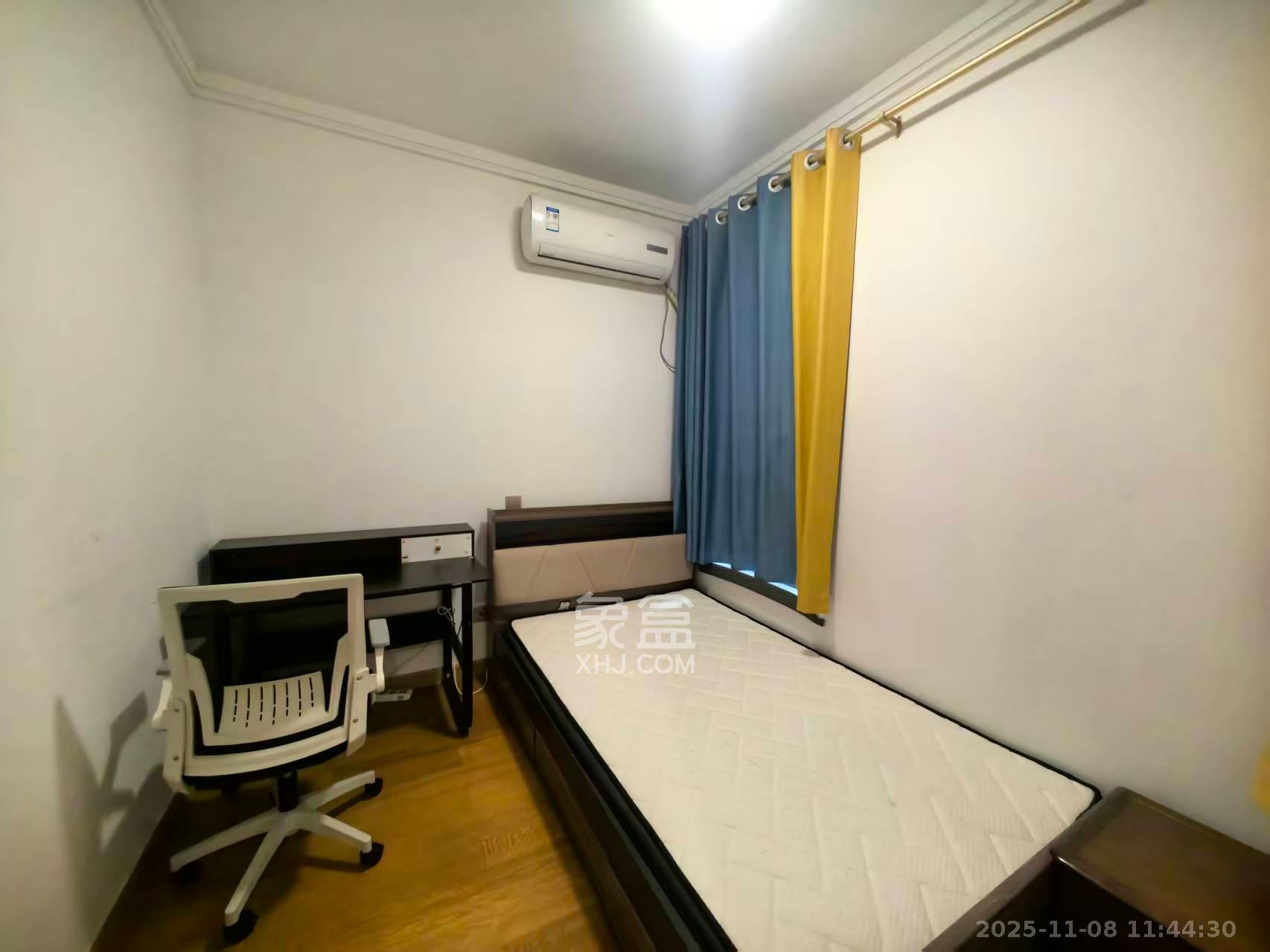 阳光城尚东湾青柠园  3室2厅1卫    2500.0元/月室内图