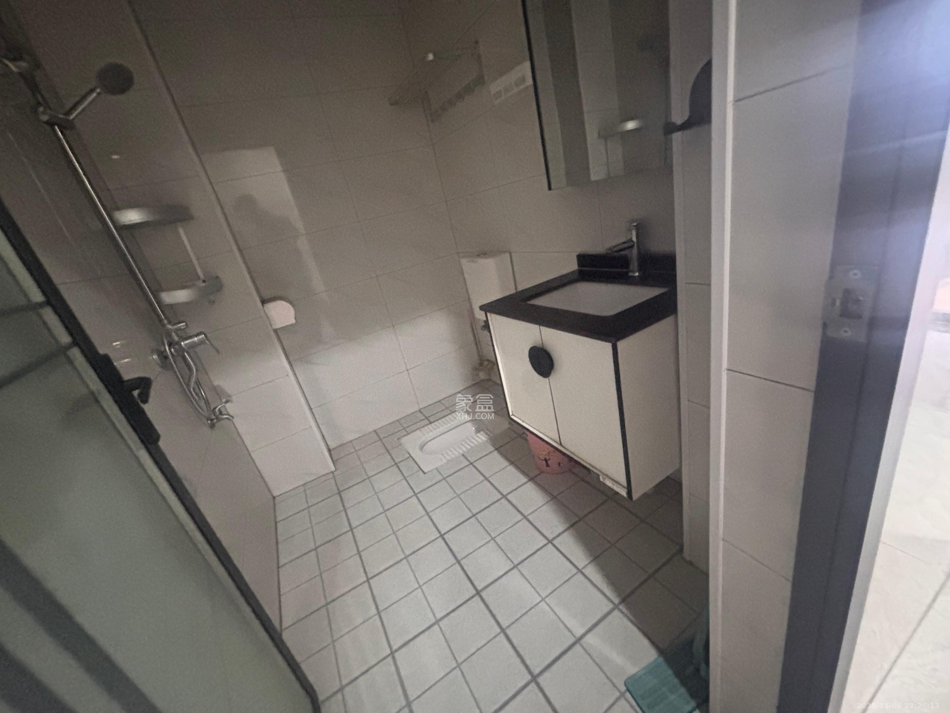 长盛上东区  1室1厅1卫    1600.0元/月室内图