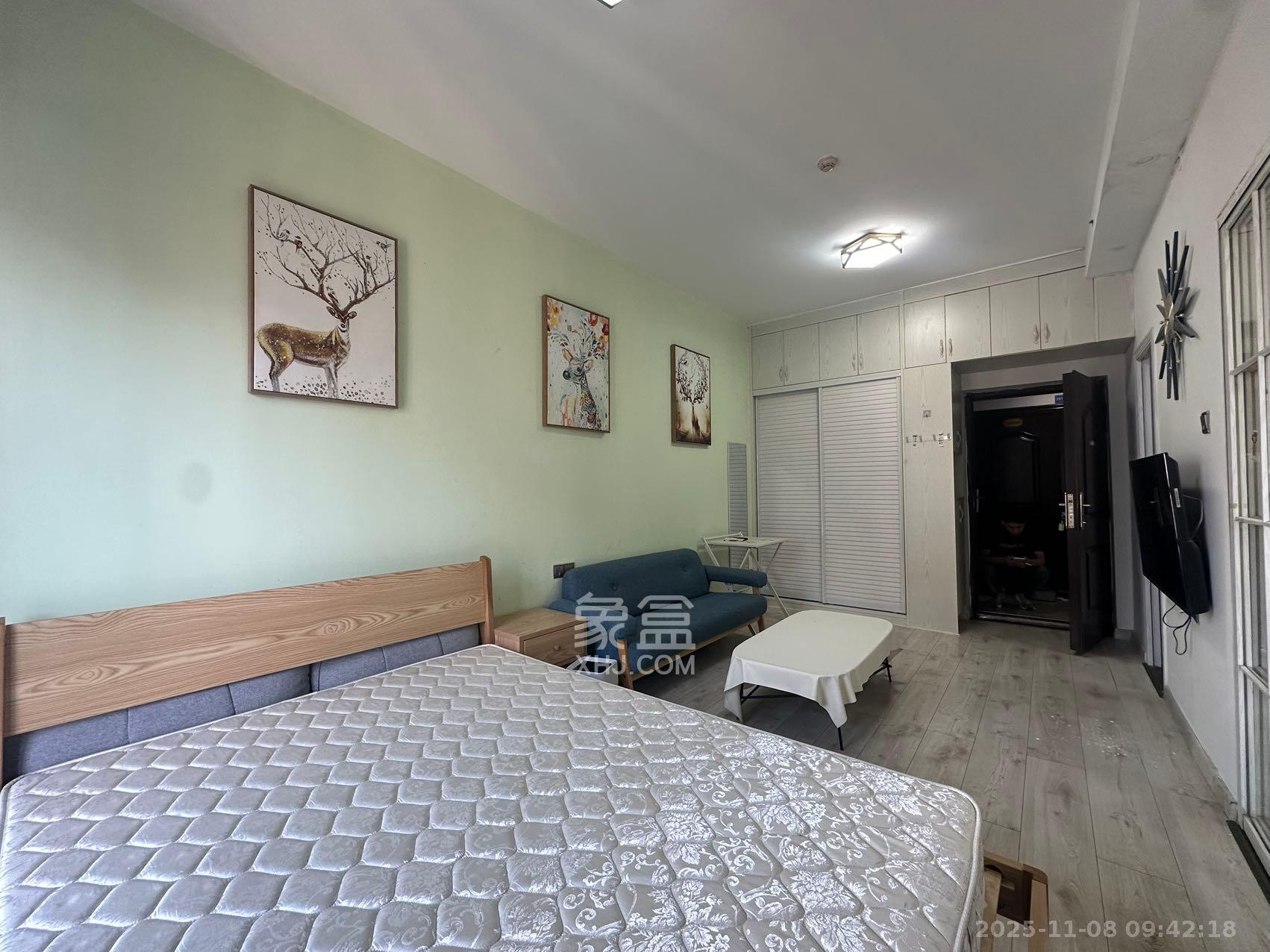 荣悦台  1室1厅1卫    1800.0元/月室内图