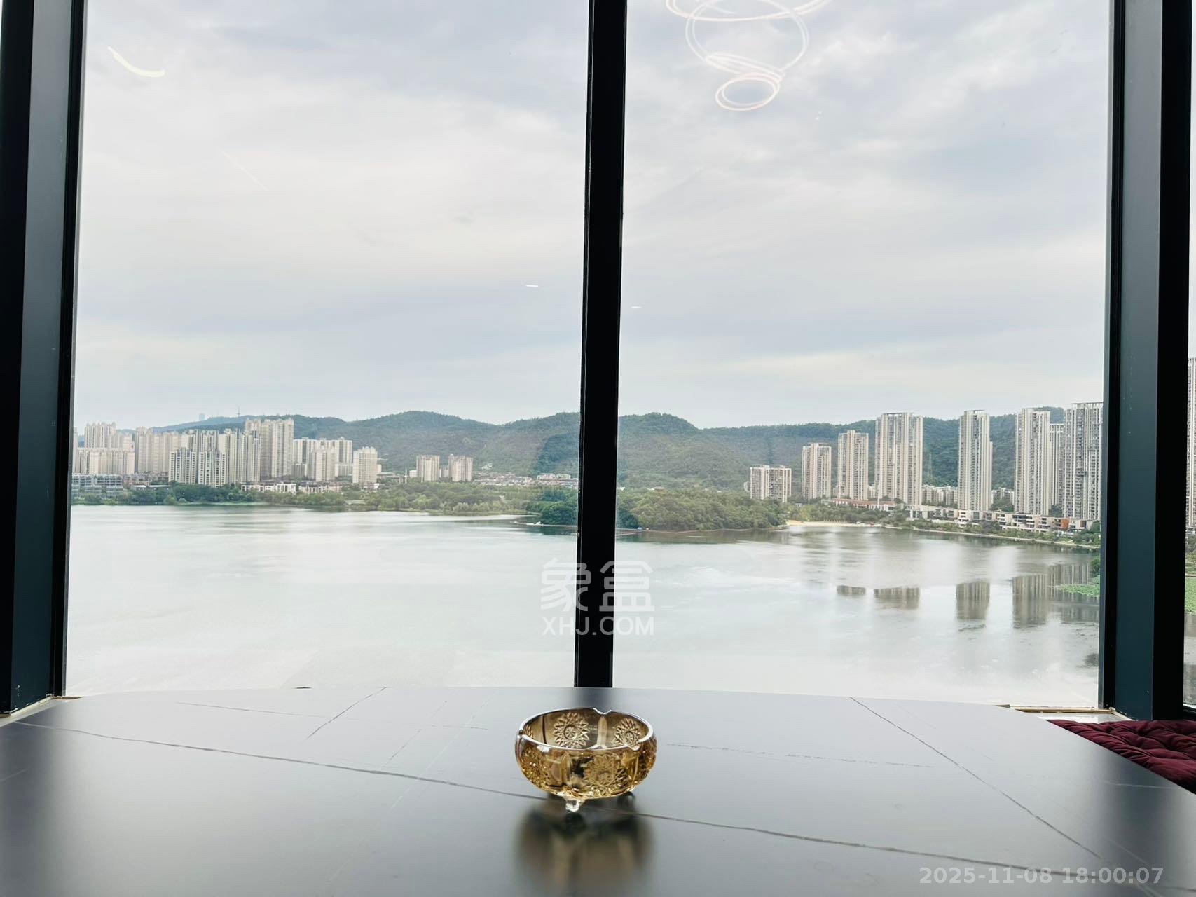 梅溪半岛  1室1厅1卫    5000.0元/月室内图