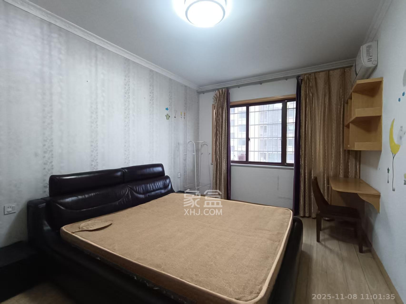 四季星城 3室2厅1卫 2000.0元/月 四季星城 3室2厅1卫 2000.0元/月室内图