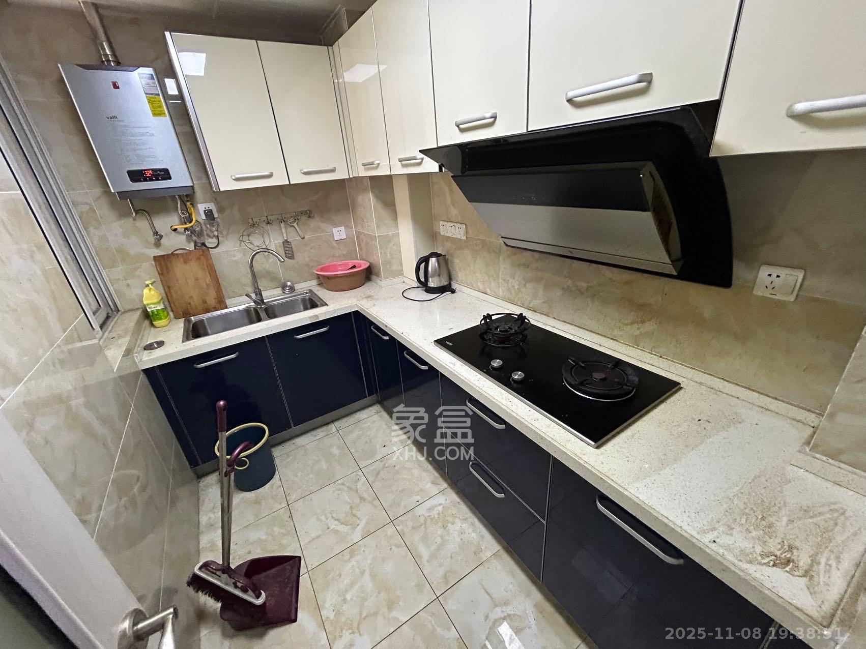 中房F联邦 2室1厅1卫 2000.0元/月 中房F联邦 2室1厅1卫 2000.0元/月室内图