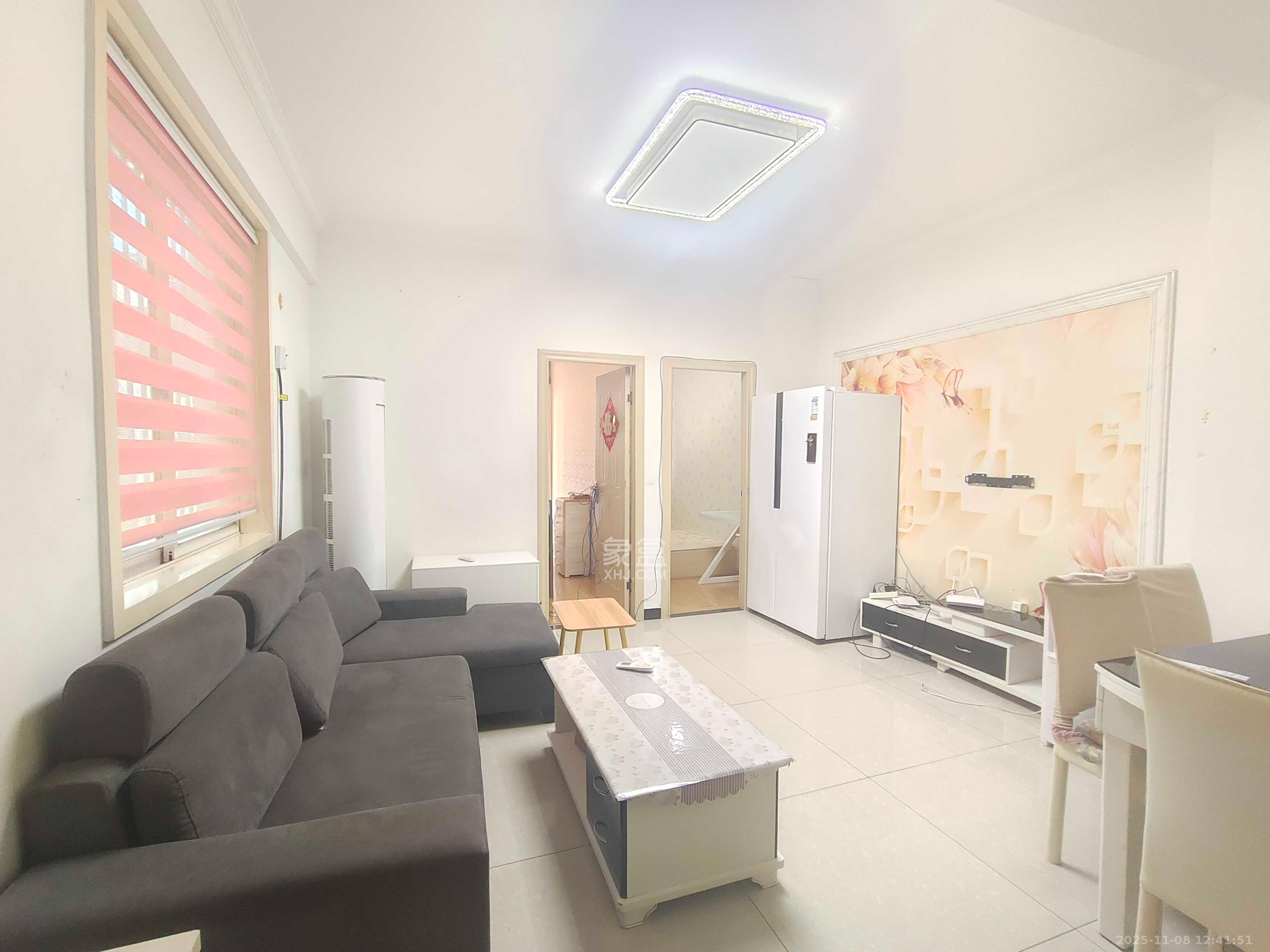 朝阳银座  3室1厅1卫    2300.0元/月