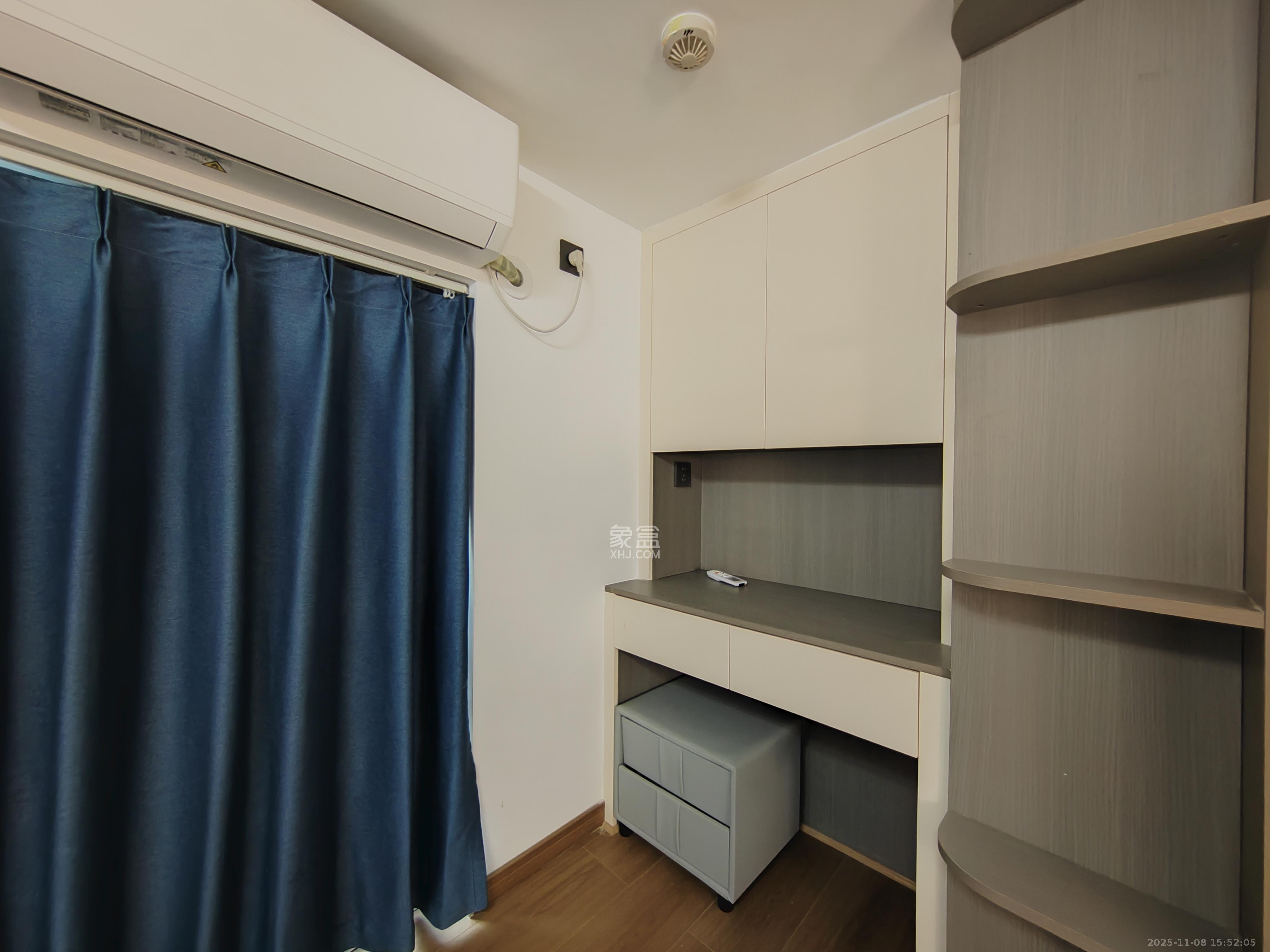 卓越中寰 2室1厅1卫 2500.0元/月 卓越中寰 2室1厅1卫 2500.0元/月室内图