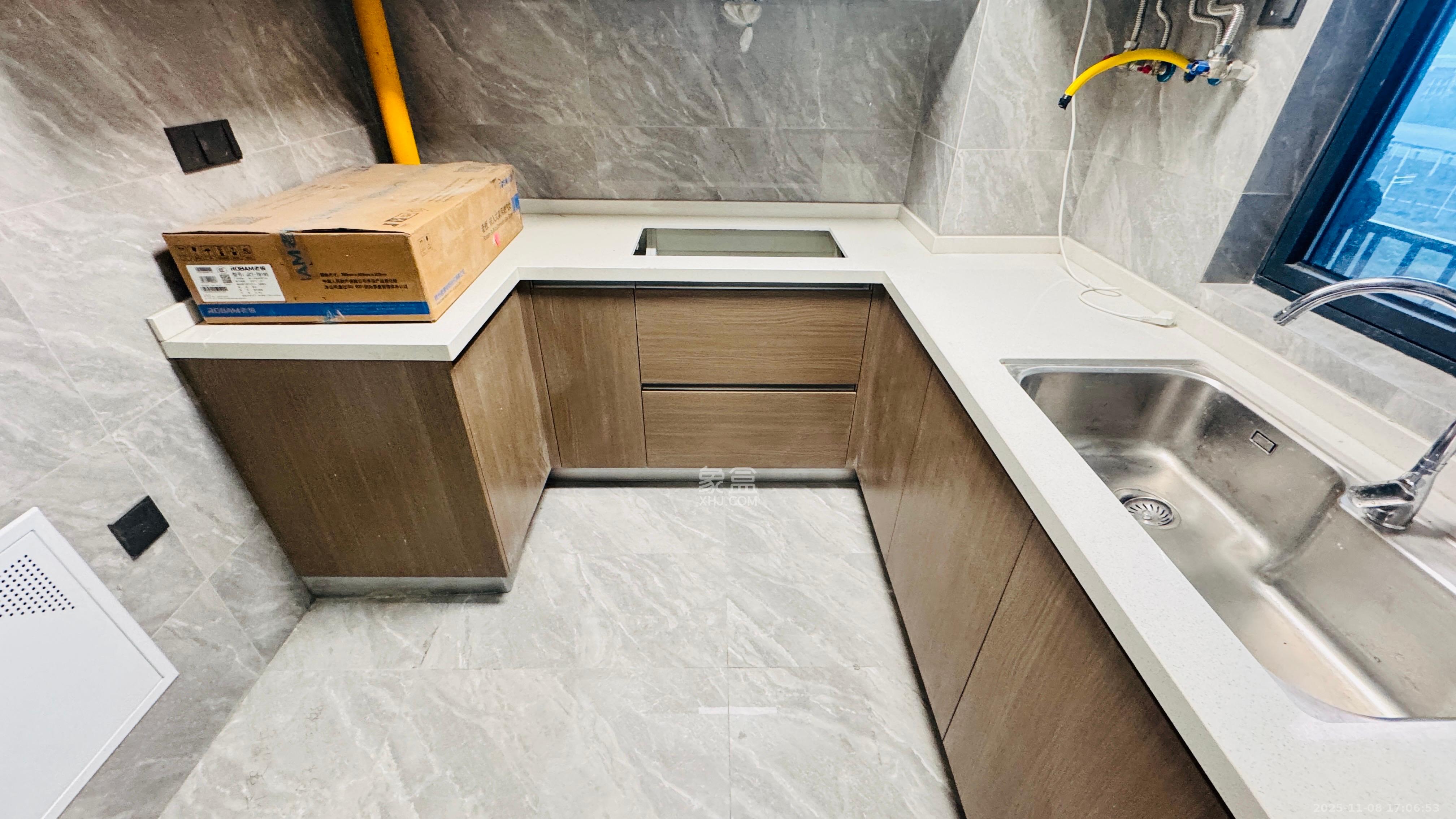 百世云境  4室2厅2卫    2500.0元/月室内图