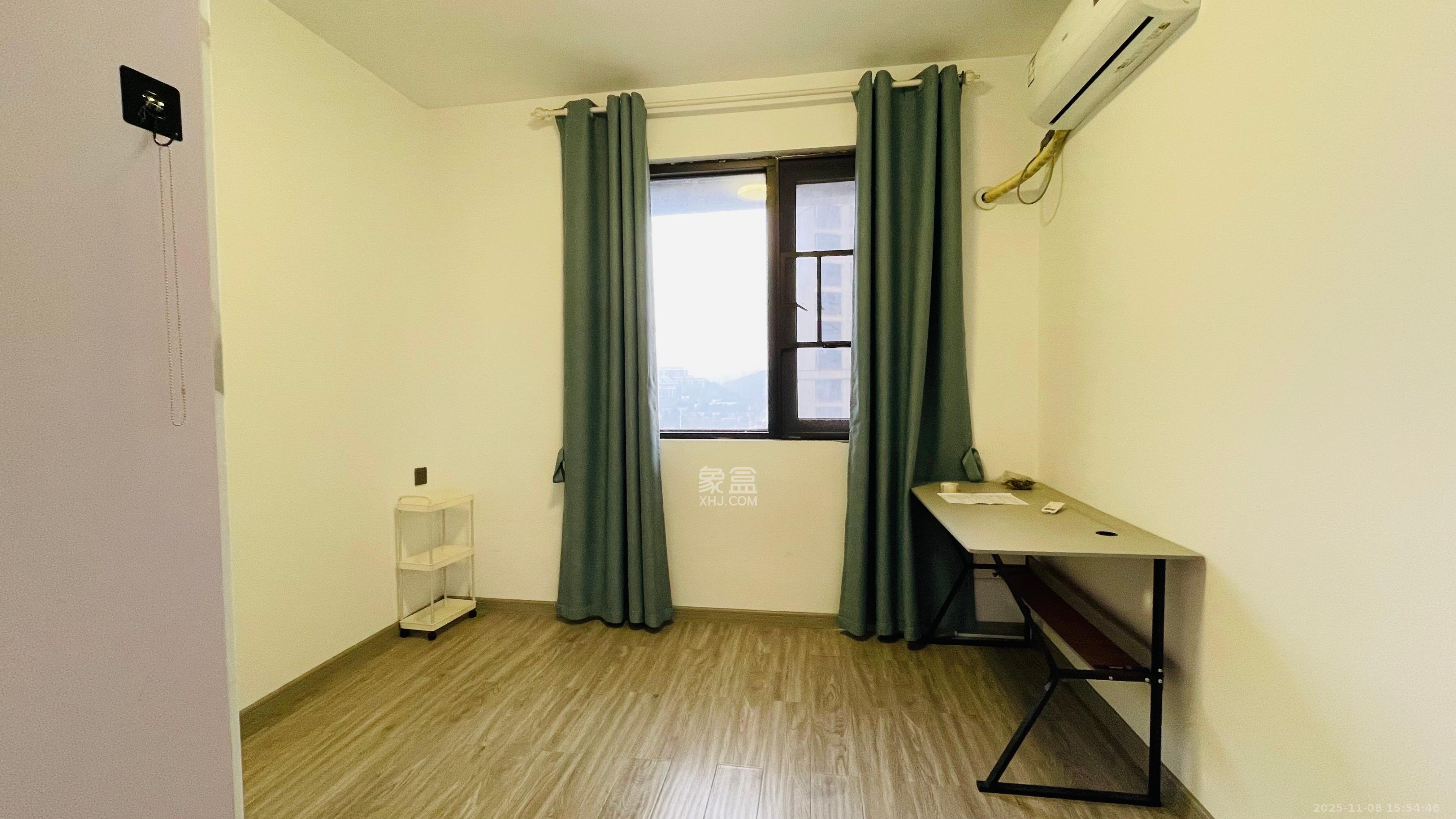 融创融公馆(融创臻苑) 4室2厅2卫 2200.0元/月 融创融公馆(融创臻苑) 4室2厅2卫 2200.0元/月室内图