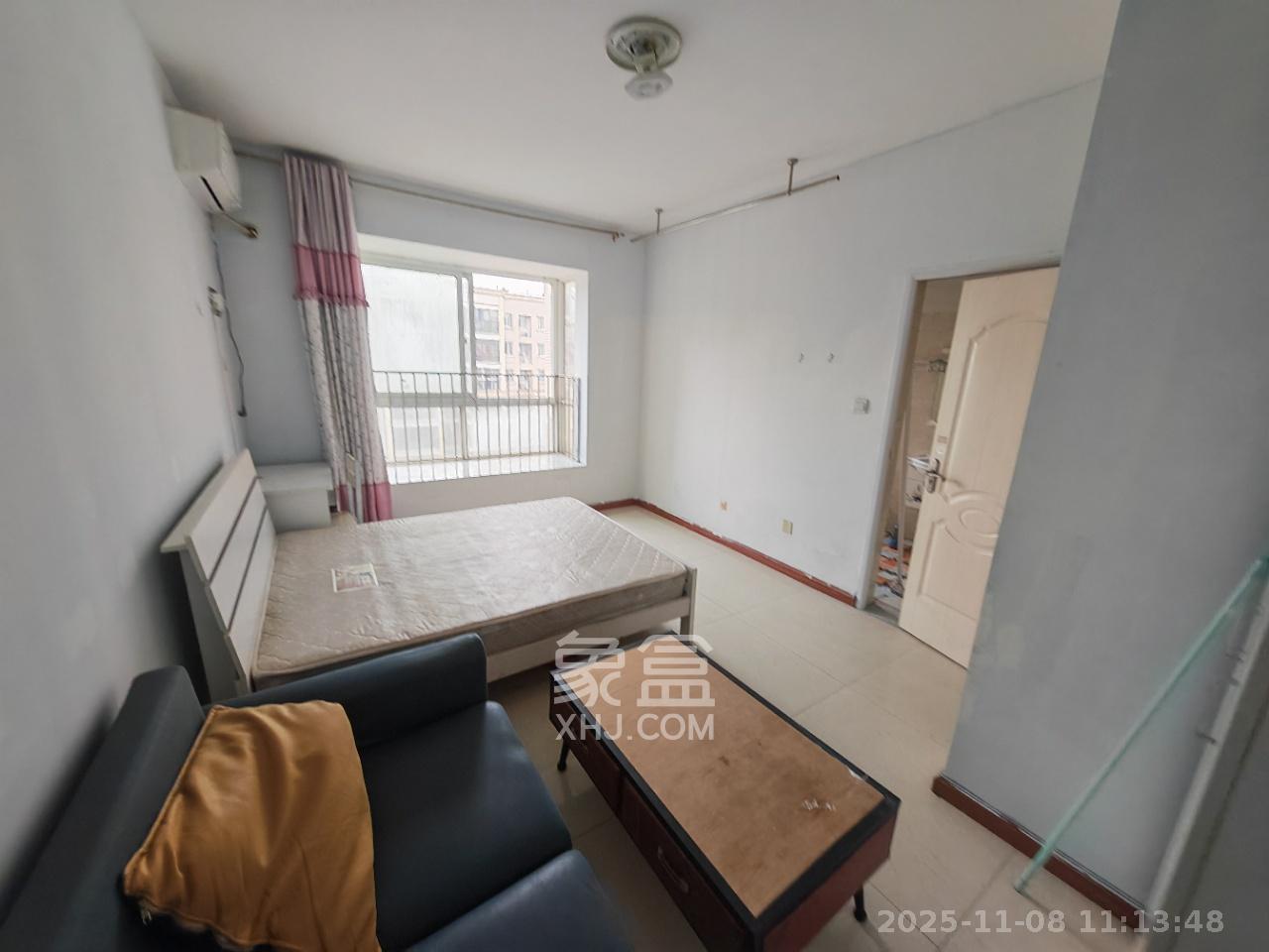 和润园一、二期 1室1厅1卫 850.0元/月 和润园一、二期 1室1厅1卫 850.0元/月室内图