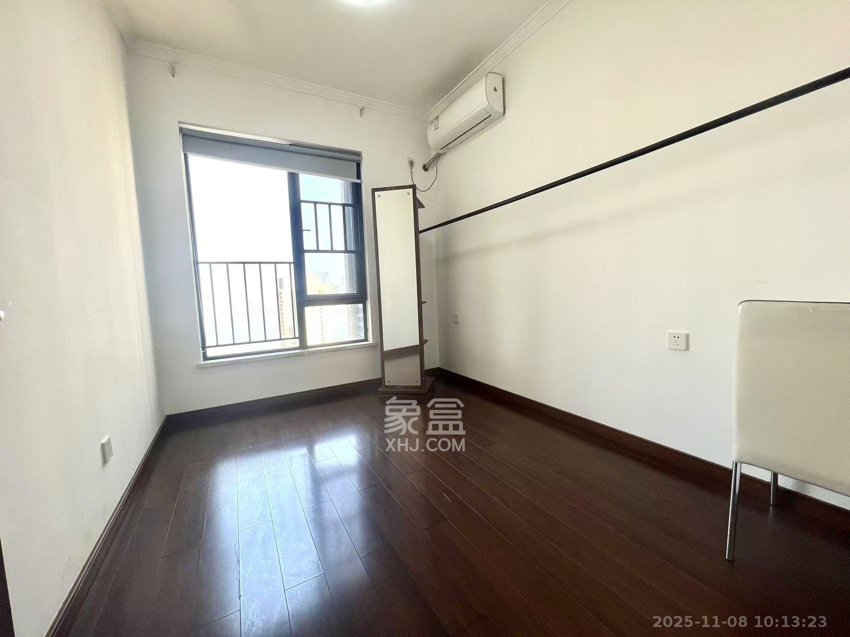 万科里金域国际  3室2厅2卫    3500.0元/月室内图