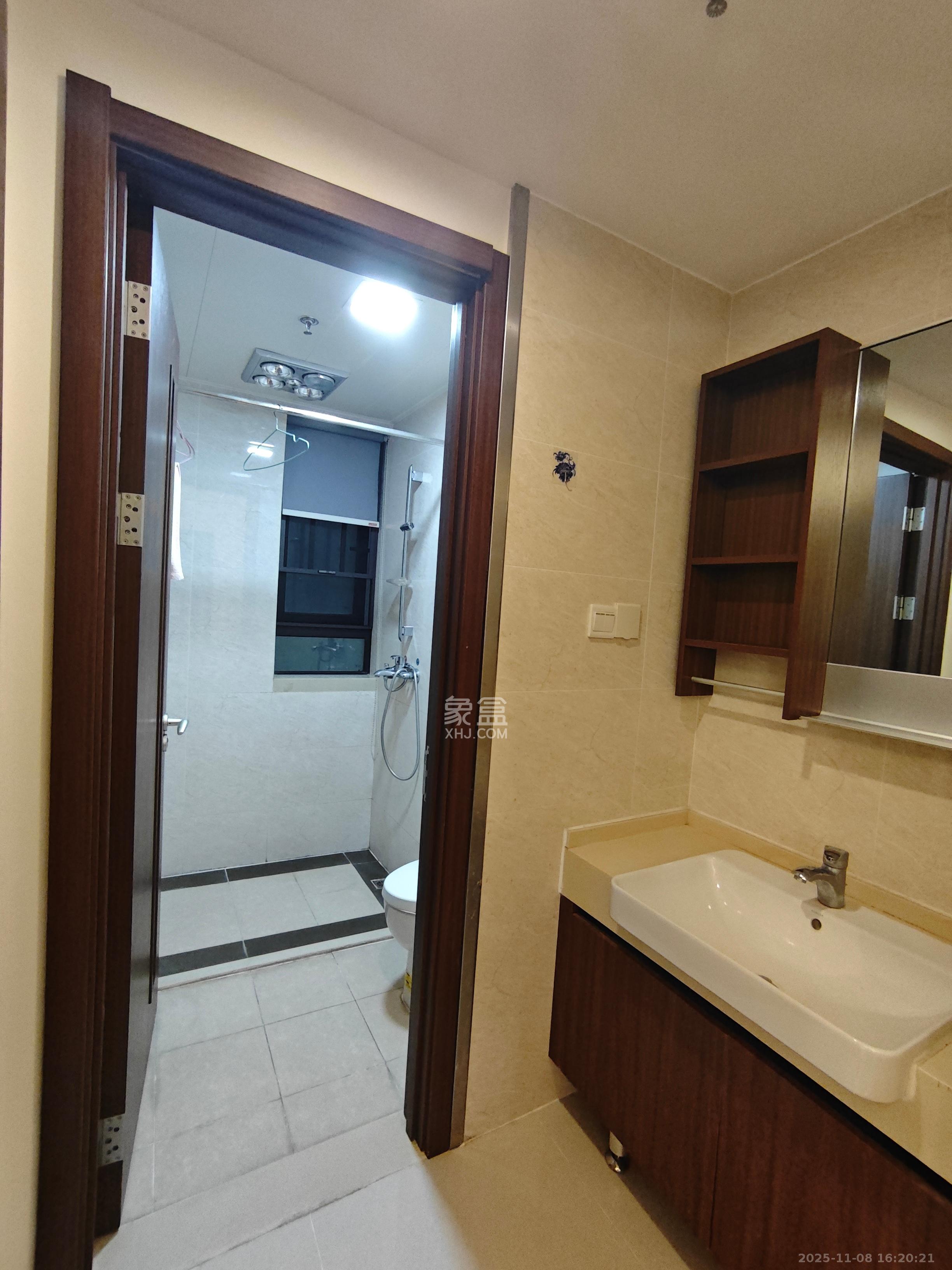 万科里金域国际 3室2厅2卫 4500.0元/月 万科里金域国际 3室2厅2卫 4500.0元/月室内图