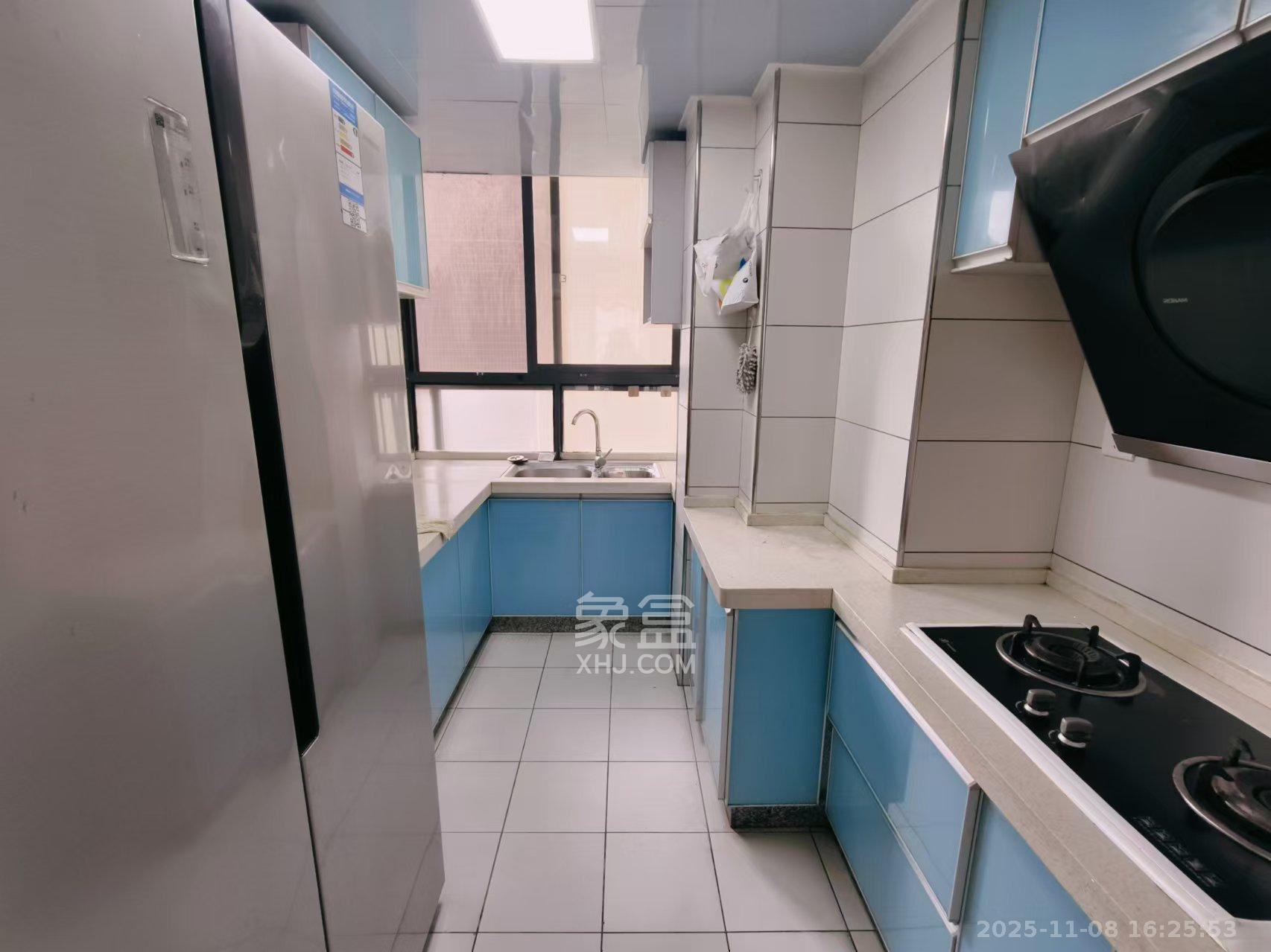 蓝山郡 3室2厅1卫 2200.0元/月 蓝山郡 3室2厅1卫 2200.0元/月室内图