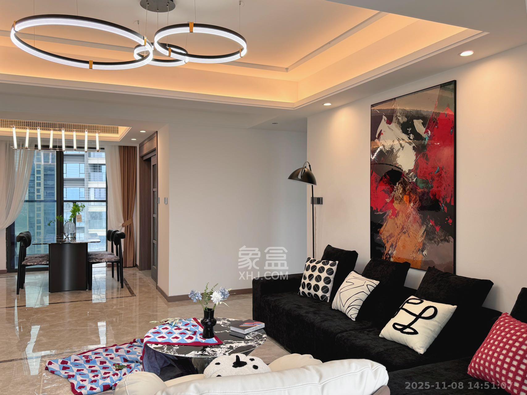 绿地V岛  4室2厅2卫    4700.0元/月室内图