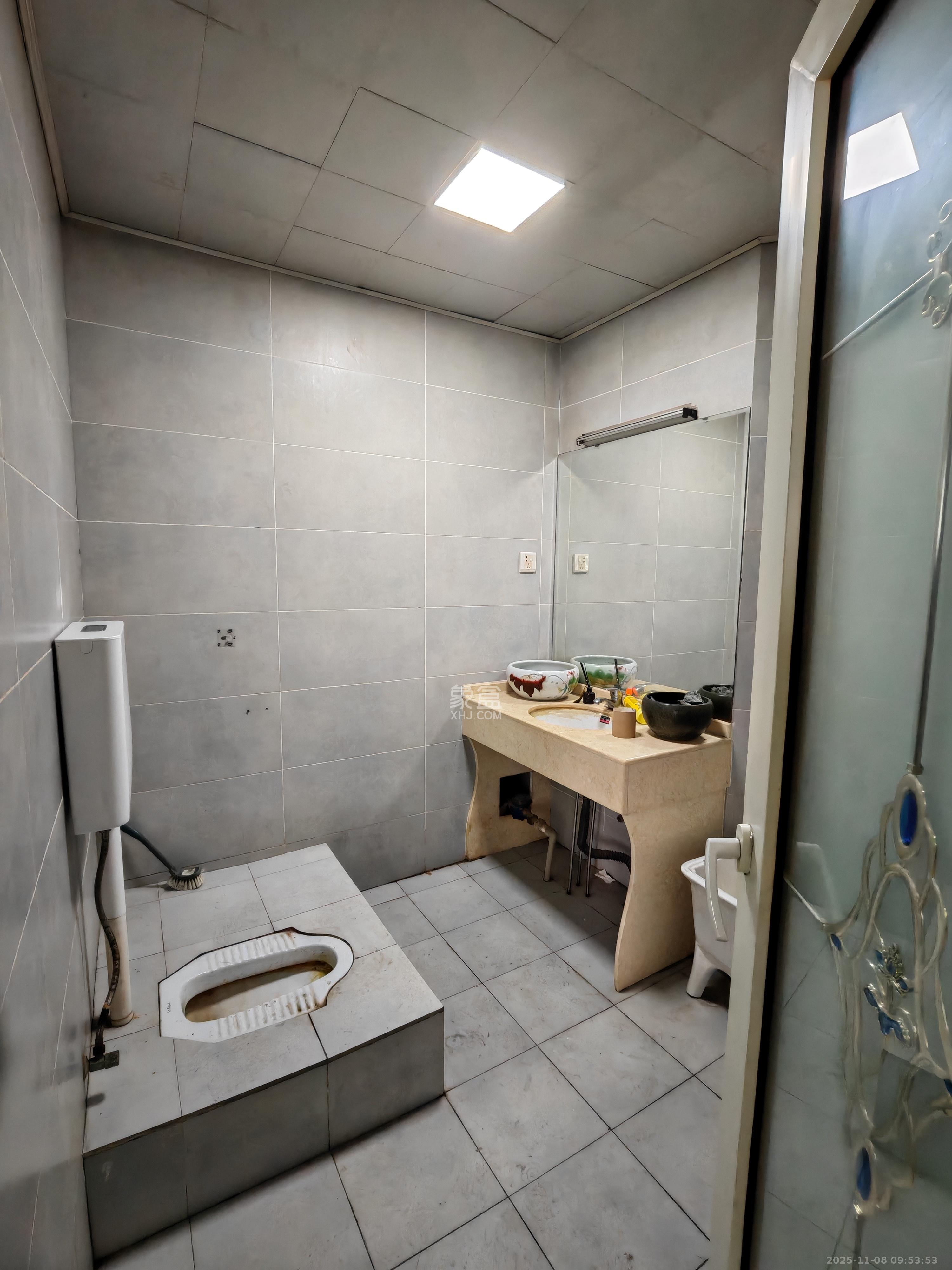 生活艺术城 3室1厅1卫 2000.0元/月 生活艺术城 3室1厅1卫 2000.0元/月室内图