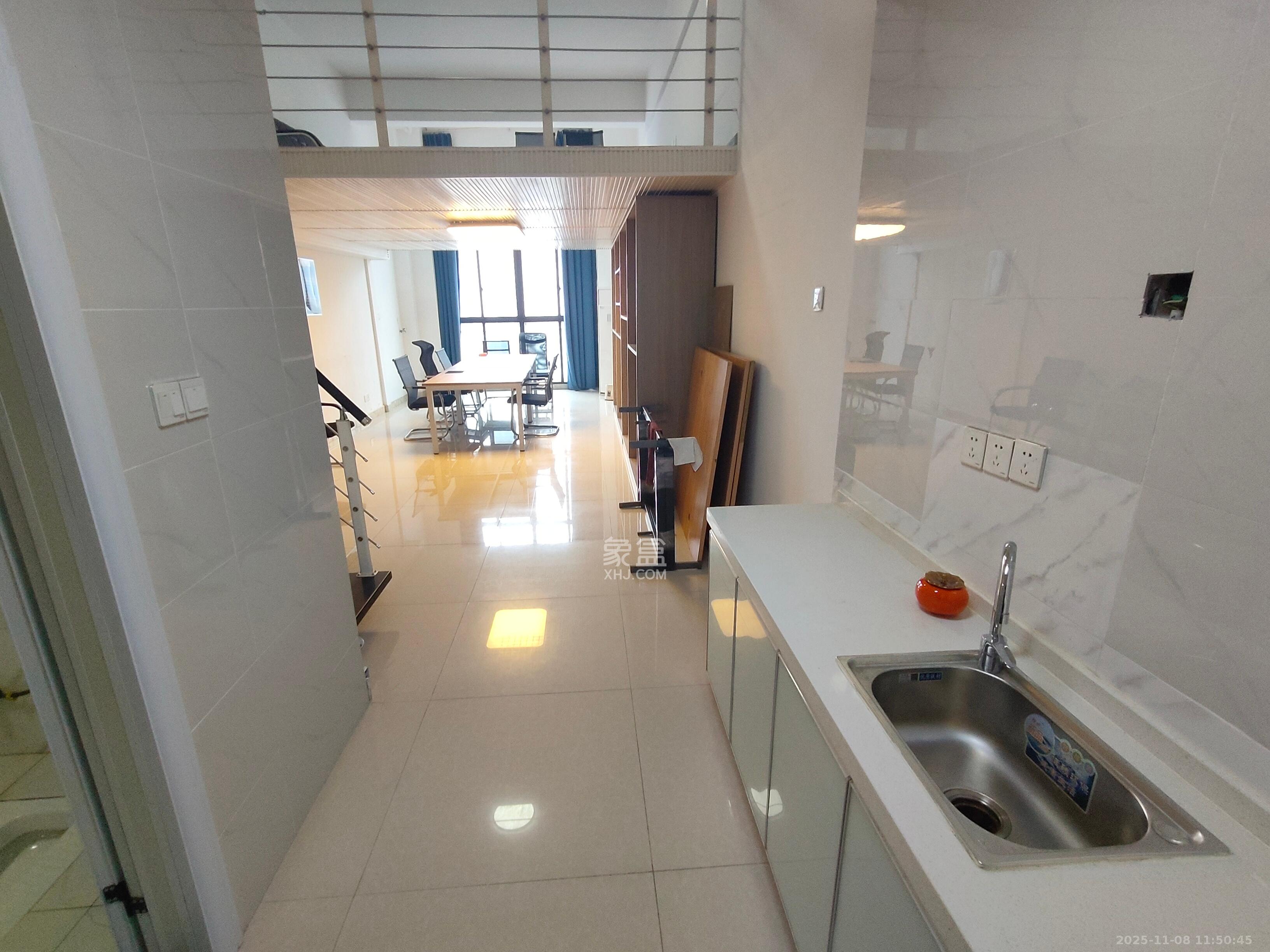 金科时代中心 1室1厅1卫 1500.0元/月 金科时代中心 1室1厅1卫 1500.0元/月室内图