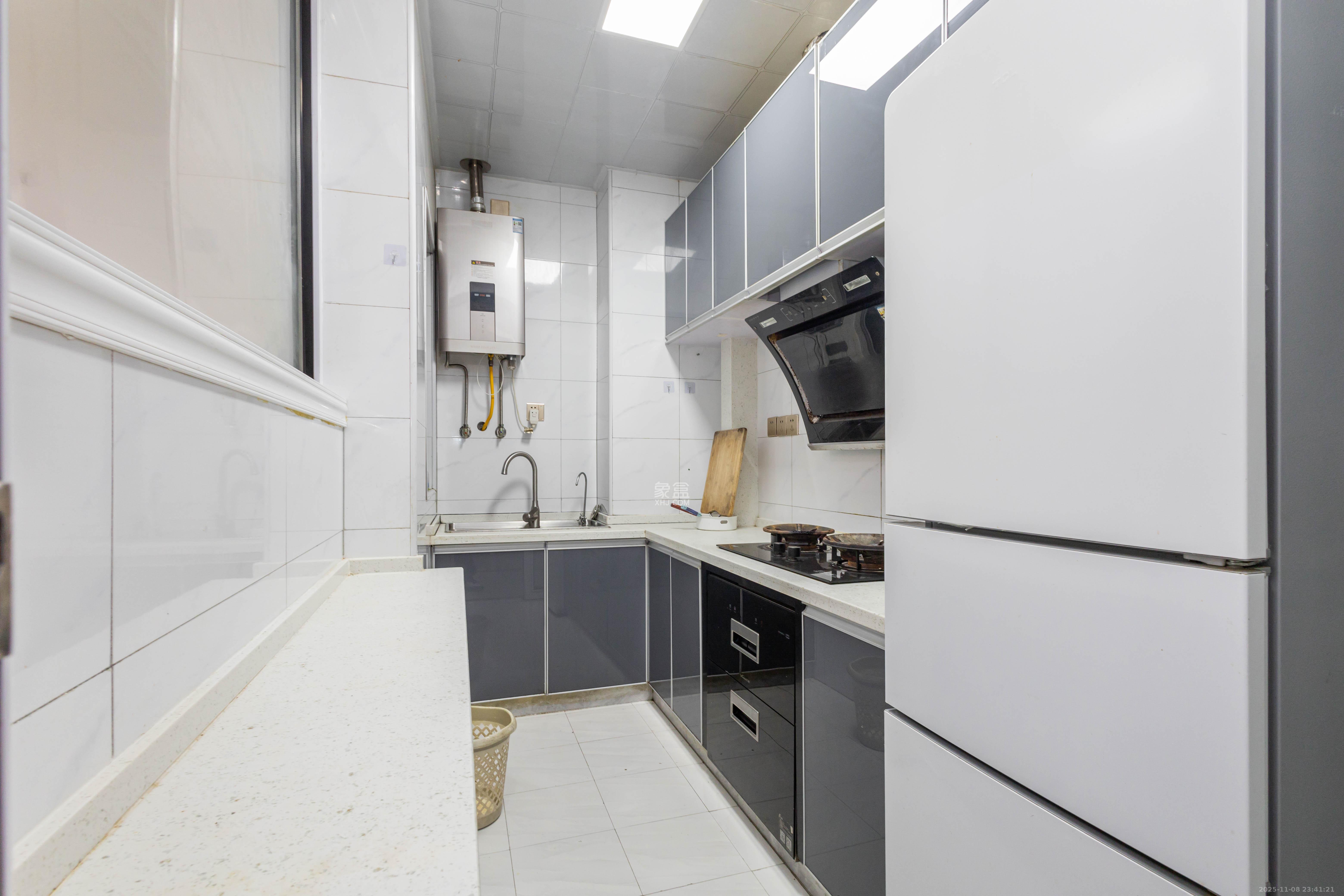 中交中央公园D4区  3室1厅1卫    91.0万厨房