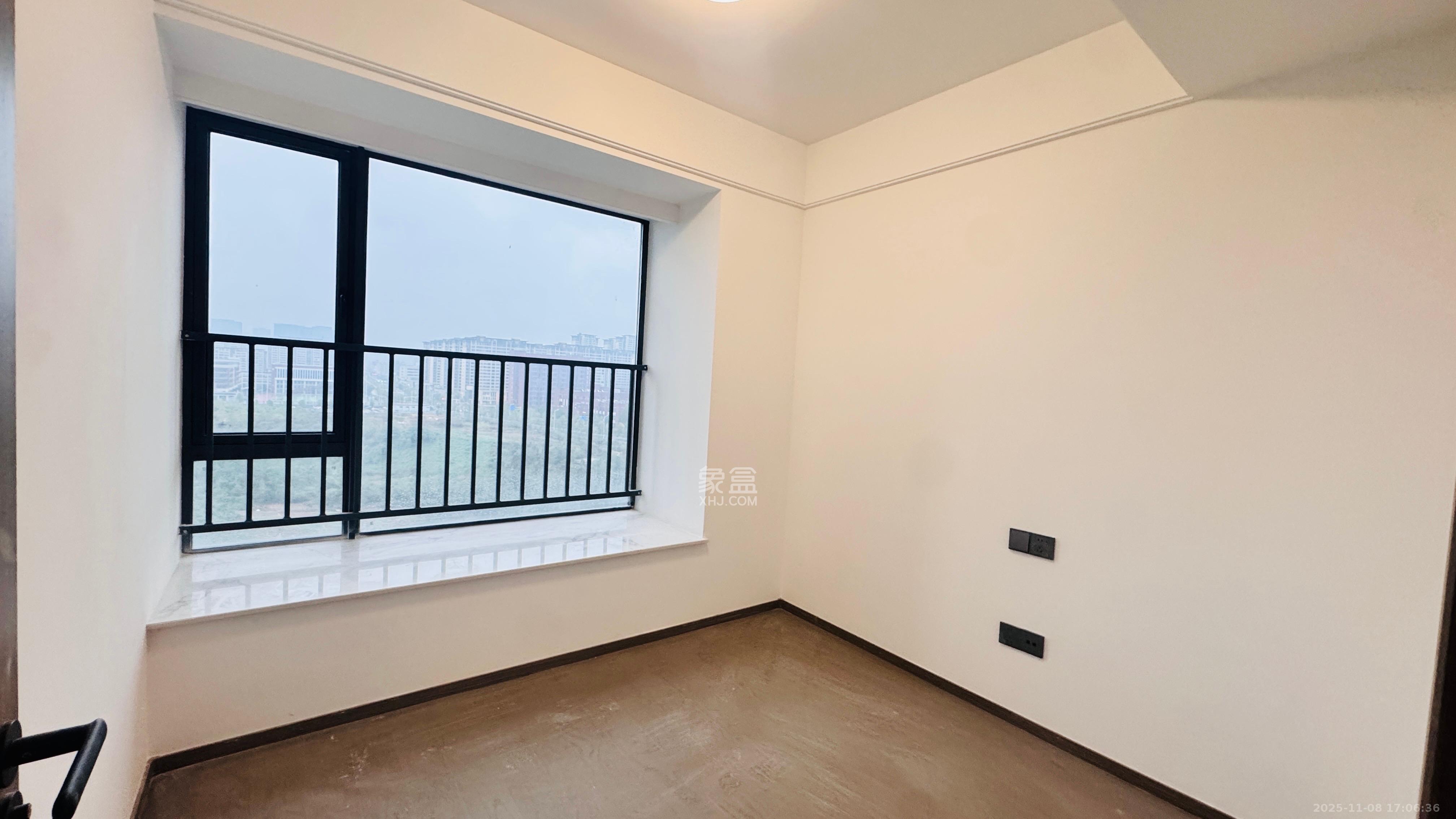 百世云境  4室2厅2卫    2500.0元/月室内图