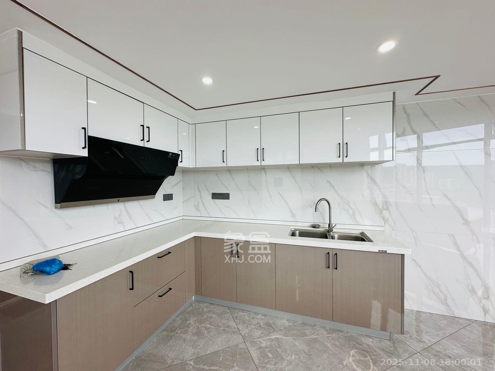 梅溪半岛  1室1厅1卫    5000.0元/月室内图