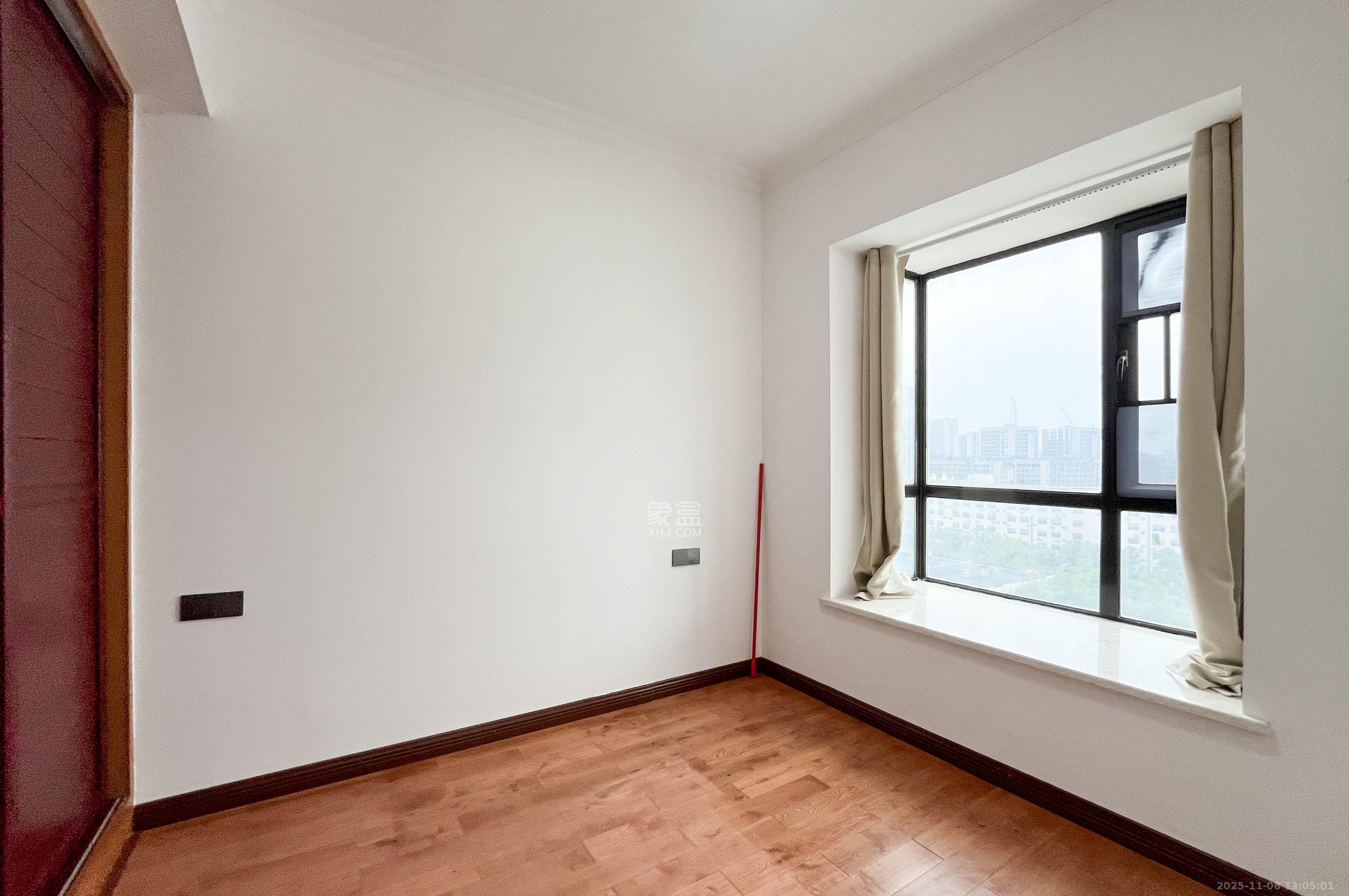 麓谷明珠 2室2厅1卫 75.0万 麓谷明珠 2室2厅1卫 75.0万其他