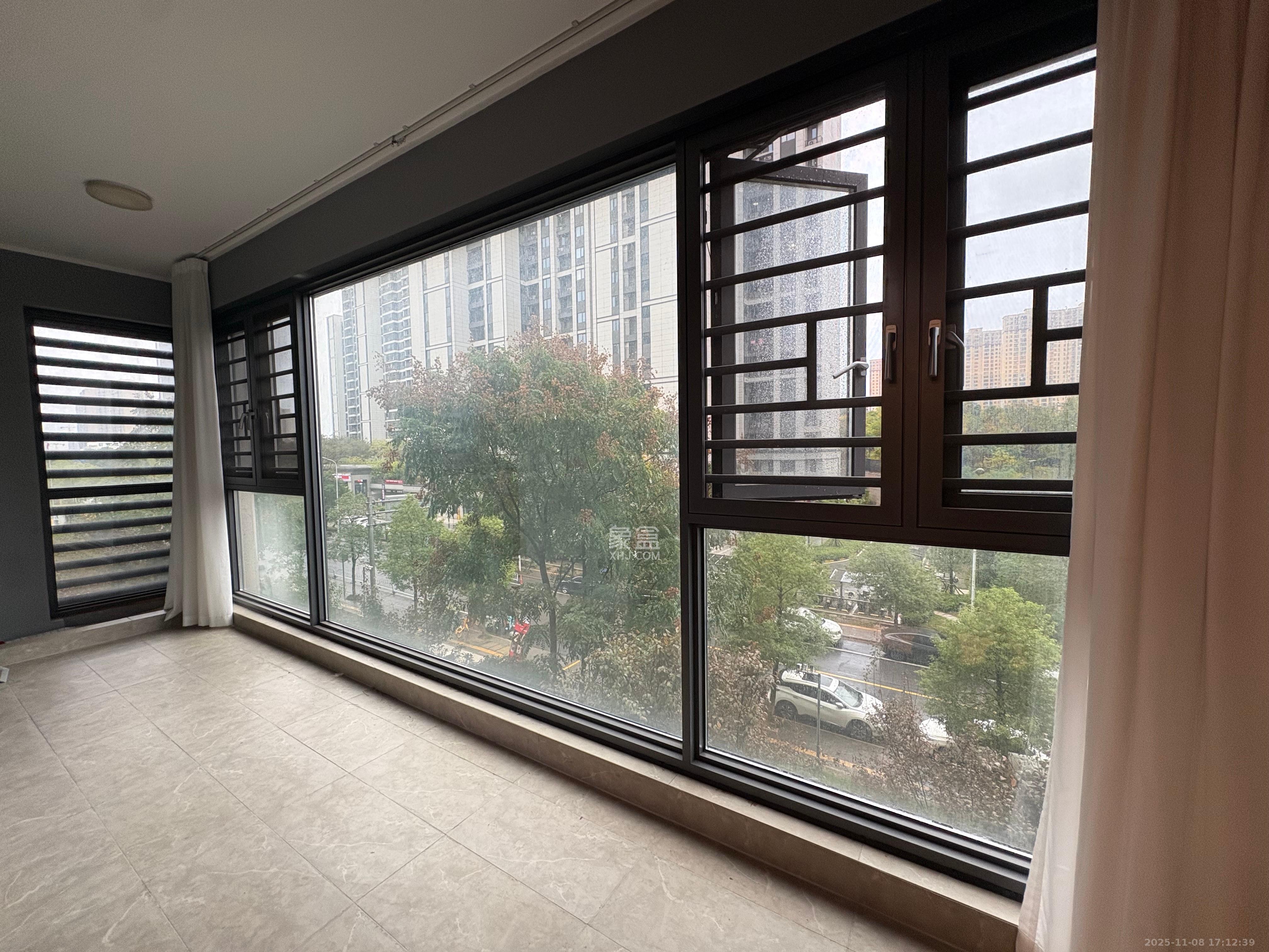 中海阅麓山一期 4室2厅2卫 3800.0元/月 中海阅麓山一期 4室2厅2卫 3800.0元/月室内图