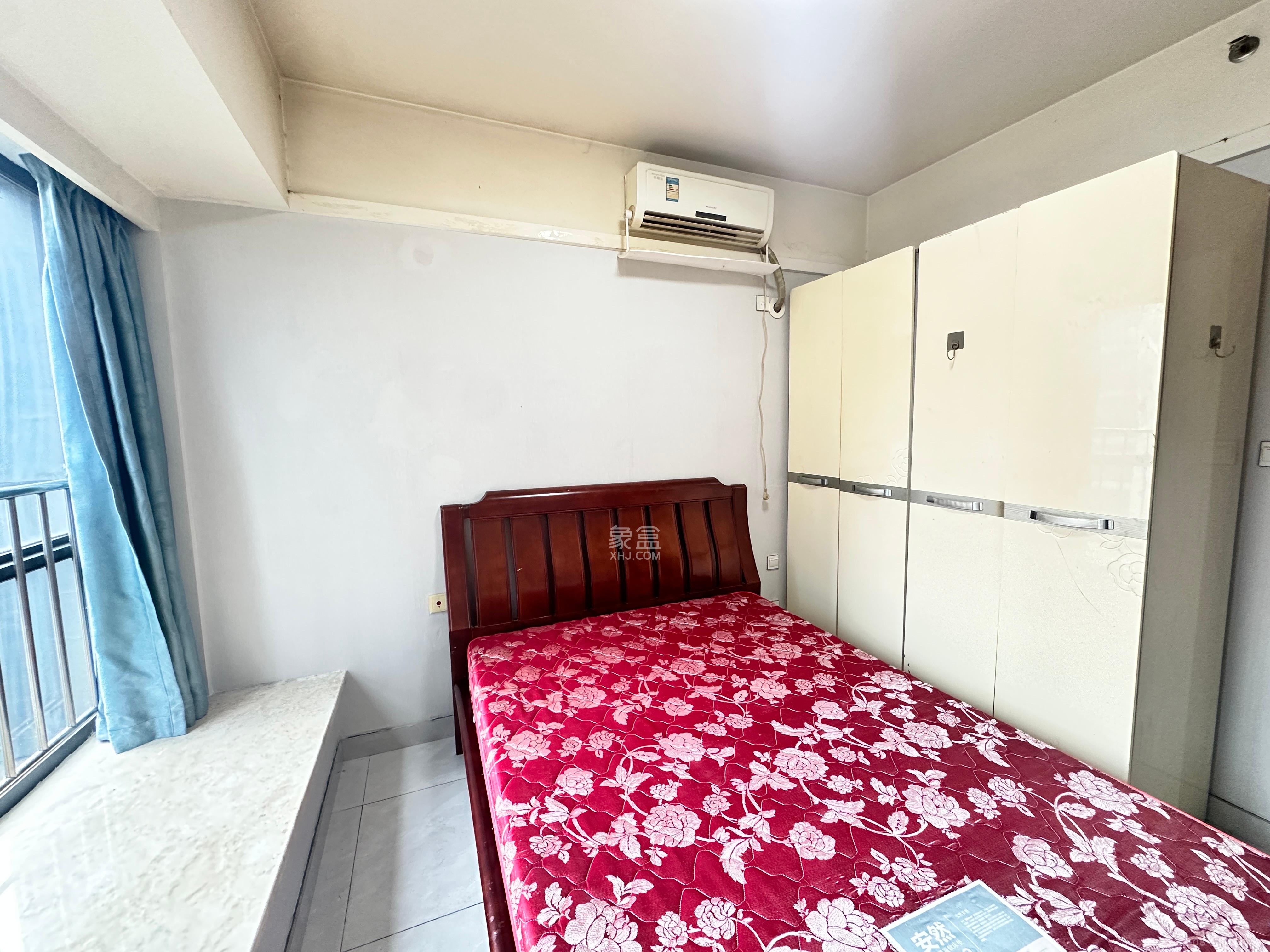 德思勤城市广场(宝格丽公寓) 1室1厅1卫 2200.0元/月 德思勤城市广场(宝格丽公寓) 1室1厅1卫 2200.0元/月室内图