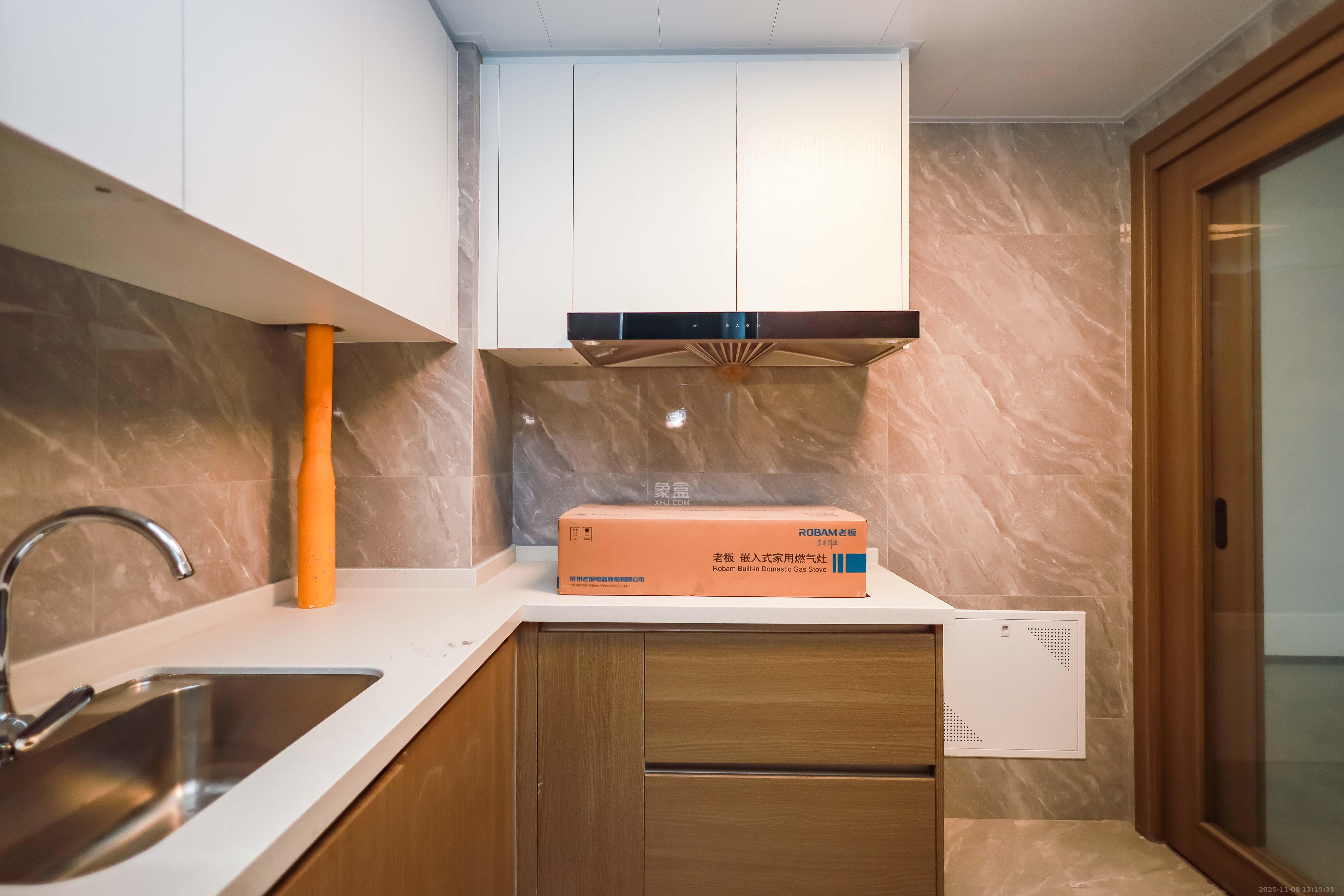 百世云境 3室2厅2卫 89.0万 百世云境 3室2厅2卫 89.0万厨房