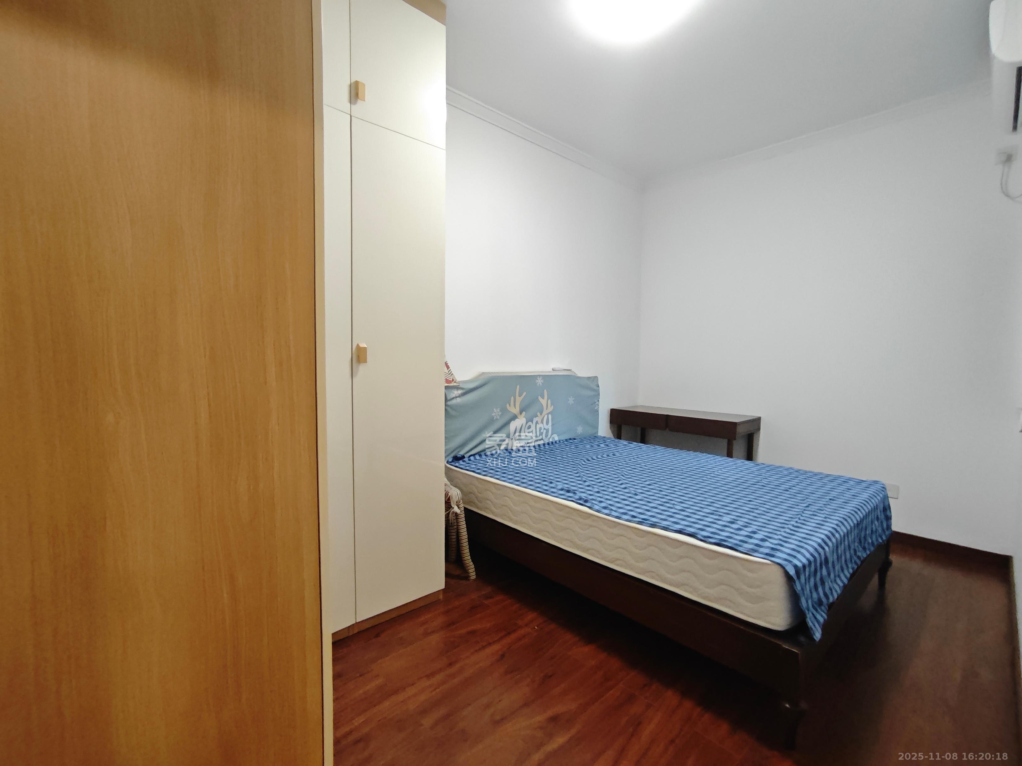 万科里金域国际  3室2厅2卫    4500.0元/月室内图