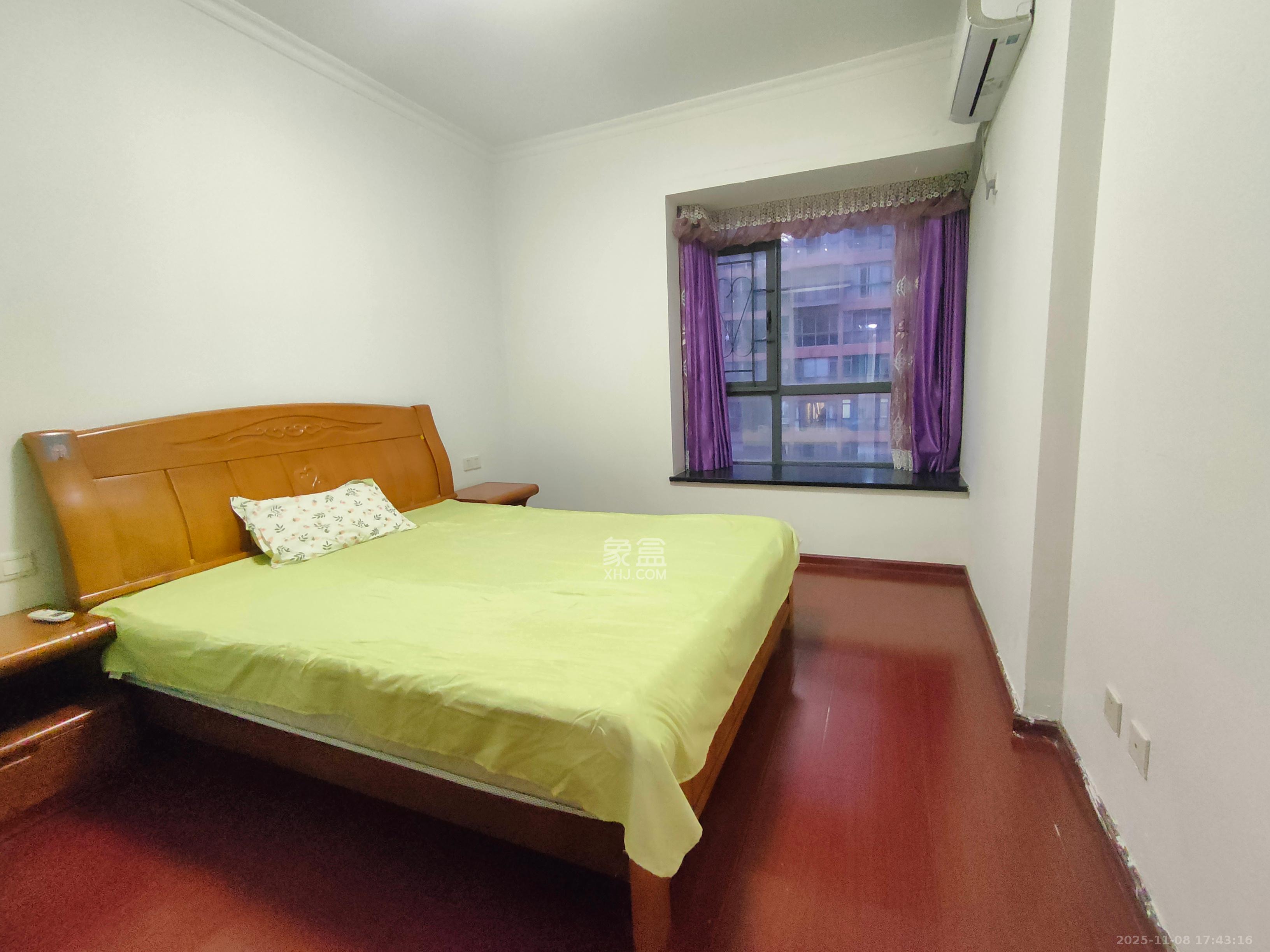 金领家族 2室1厅1卫 1800.0元/月 金领家族 2室1厅1卫 1800.0元/月室内图