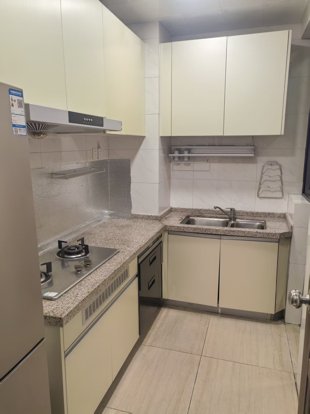 碧桂园 3室2厅2卫 1500.0元/月 碧桂园 3室2厅2卫 1500.0元/月室内图