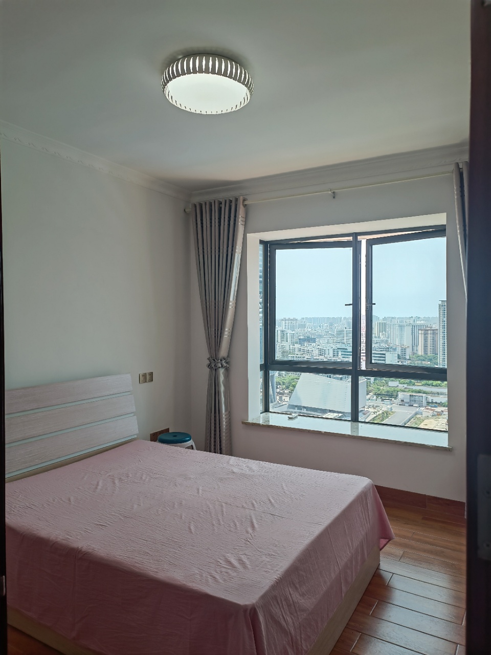 国兴城（B区）  2室2厅1卫    2800.0元/月室内图