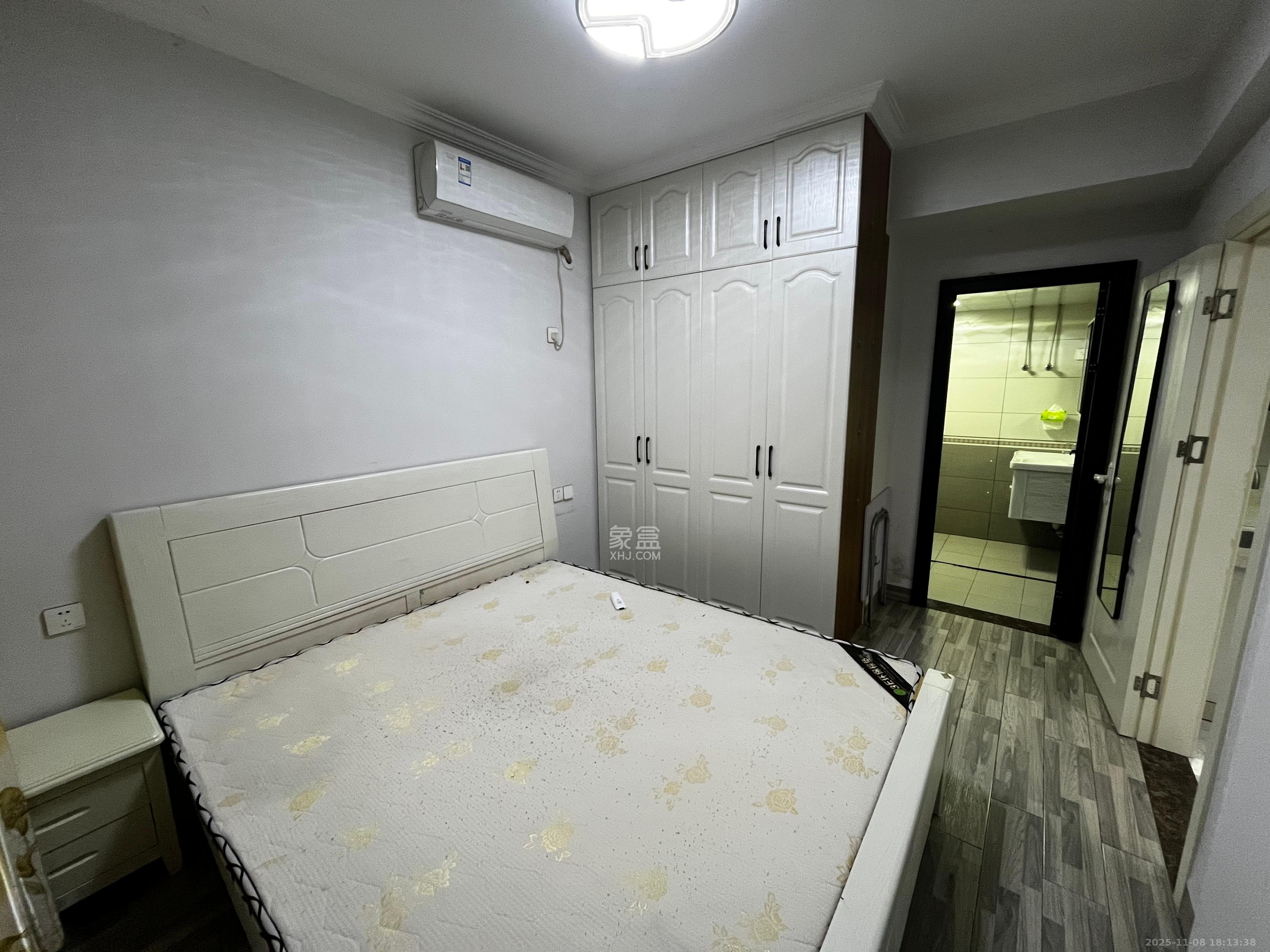 和润园一、二期 1室1厅1卫 1450.0元/月 和润园一、二期 1室1厅1卫 1450.0元/月室内图