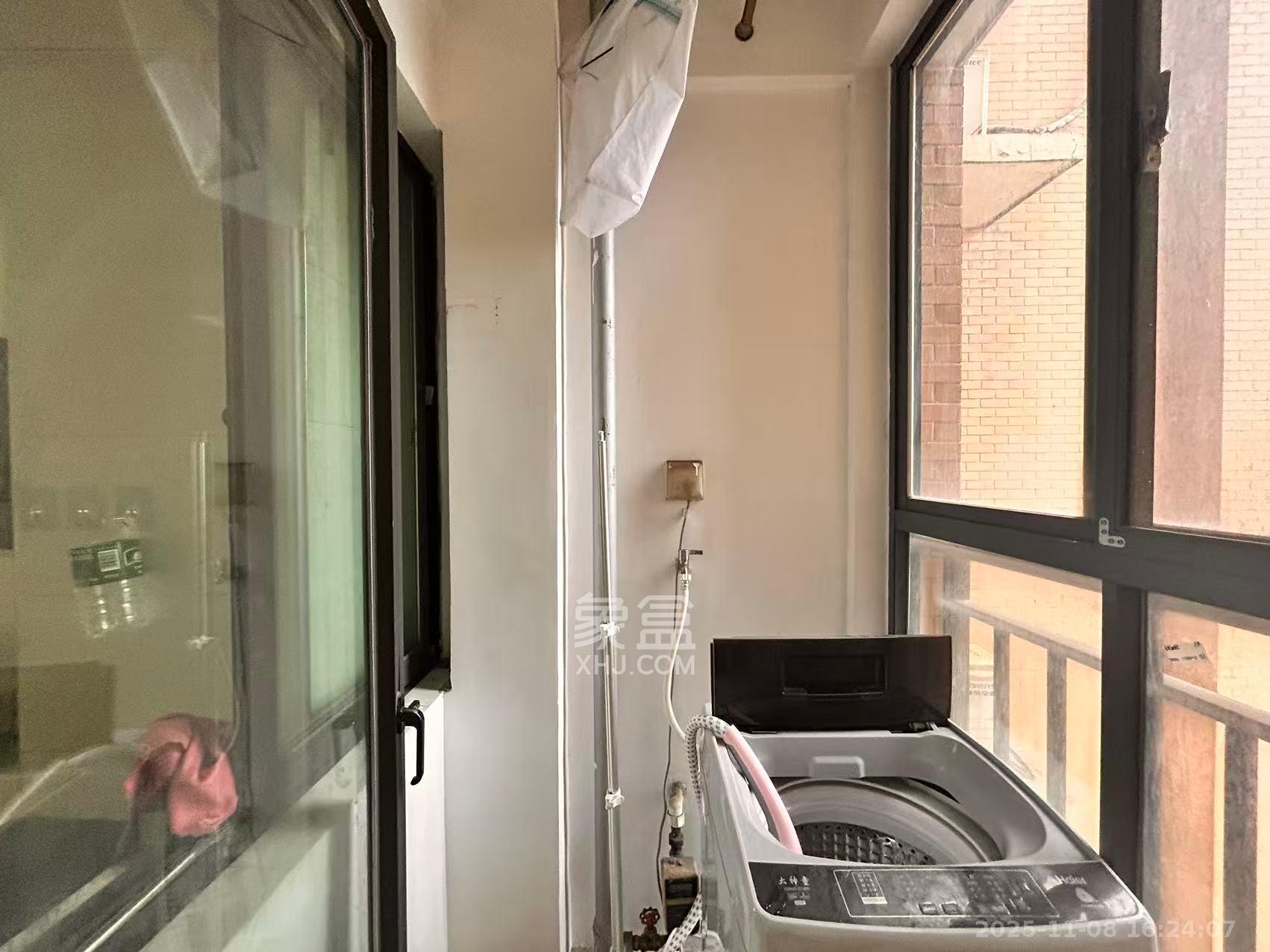 兴威帕克水岸  1室1厅1卫    1300.0元/月室内图