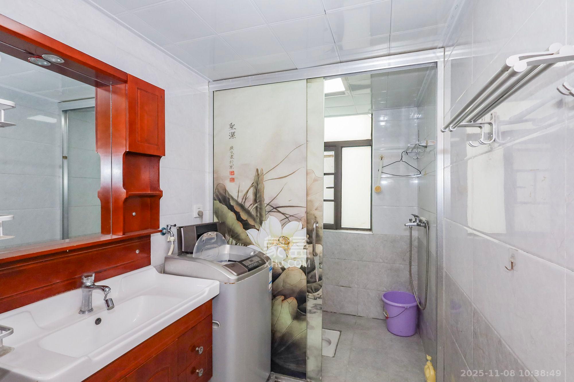 滨江一号（丰泰花园）  3室2厅2卫    2700.0元/月室内图